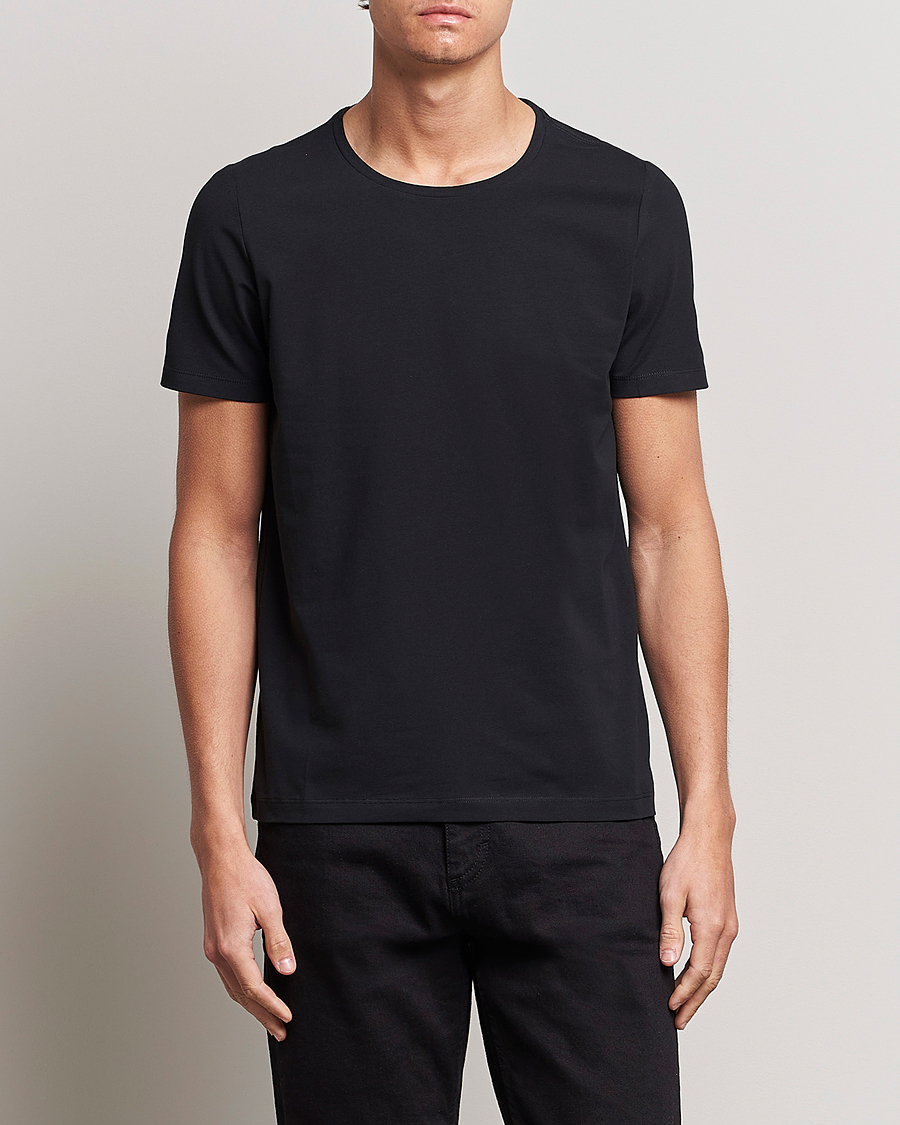 Mies | T-paidat | Oscar Jacobson | Kyran Cotton T-Shirt Black