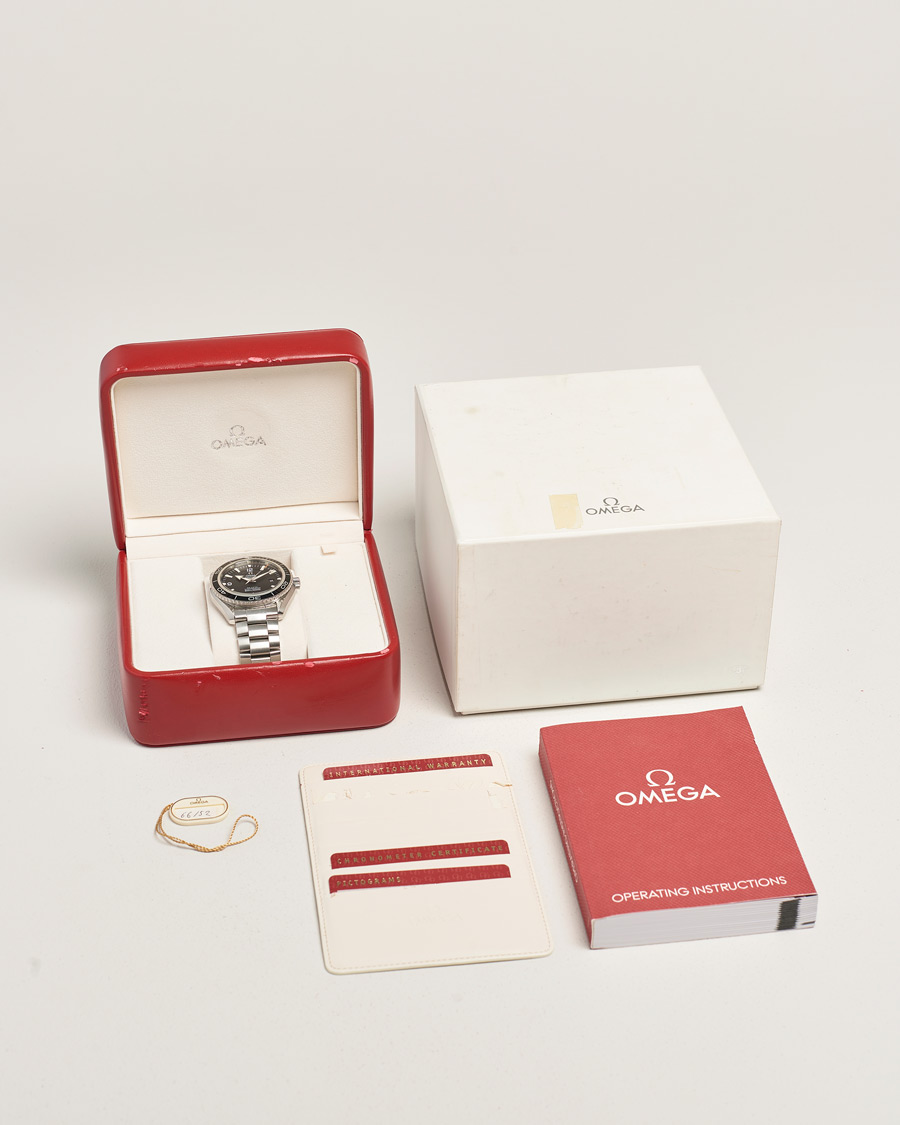 Mies | Pre-Owned & Vintage Watches | Omega Pre-Owned | Seamaster Planet Ocean 600