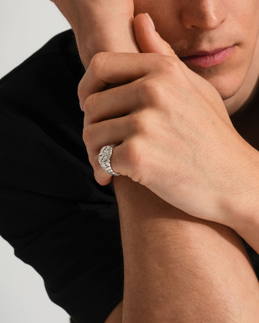 Mies | Korut | Tom Wood | Quilt Ring Small Silver