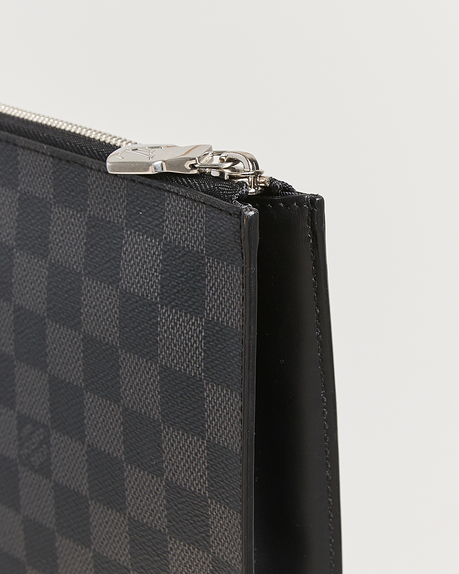 Mies | Pre-Owned & Vintage Bags | Louis Vuitton Pre-Owned | Pochette Jules GM Damier Graphite