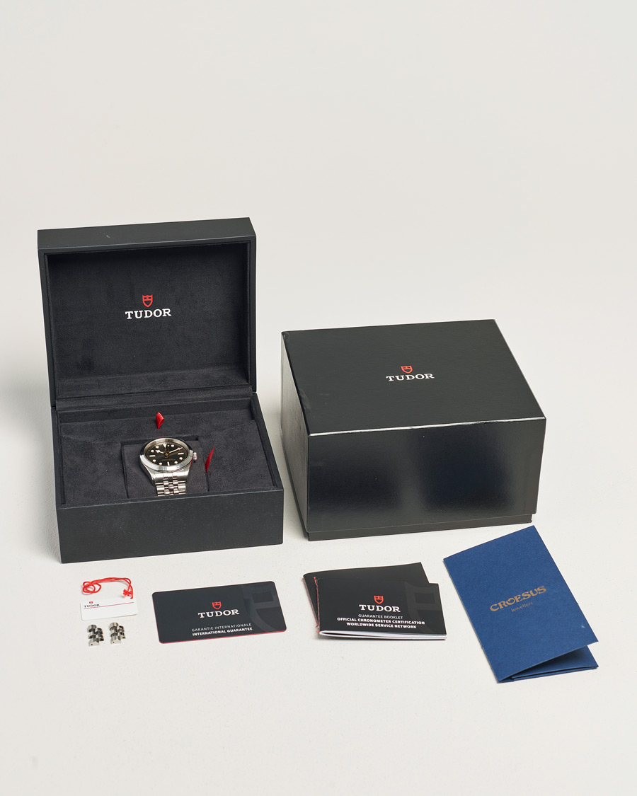 Mies | Pre-Owned & Vintage Watches | Tudor Pre-Owned | Black Bay 39