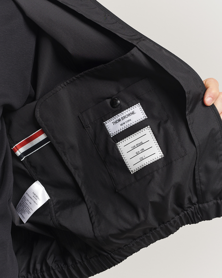 Mies | Takit | Thom Browne | Raglan 4 Bar Nylon Jacket Black