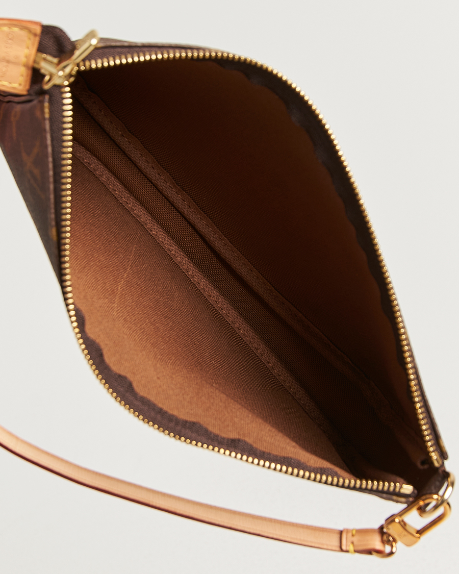 Mies | Louis Vuitton Pre-Owned Pochette Accessoir Monogram | Louis Vuitton Pre-Owned | Pochette Accessoir Monogram