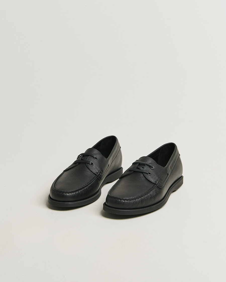 Mies | Purjehduskengät | Brioni | Grain Leather Boat Shoes Black Calf