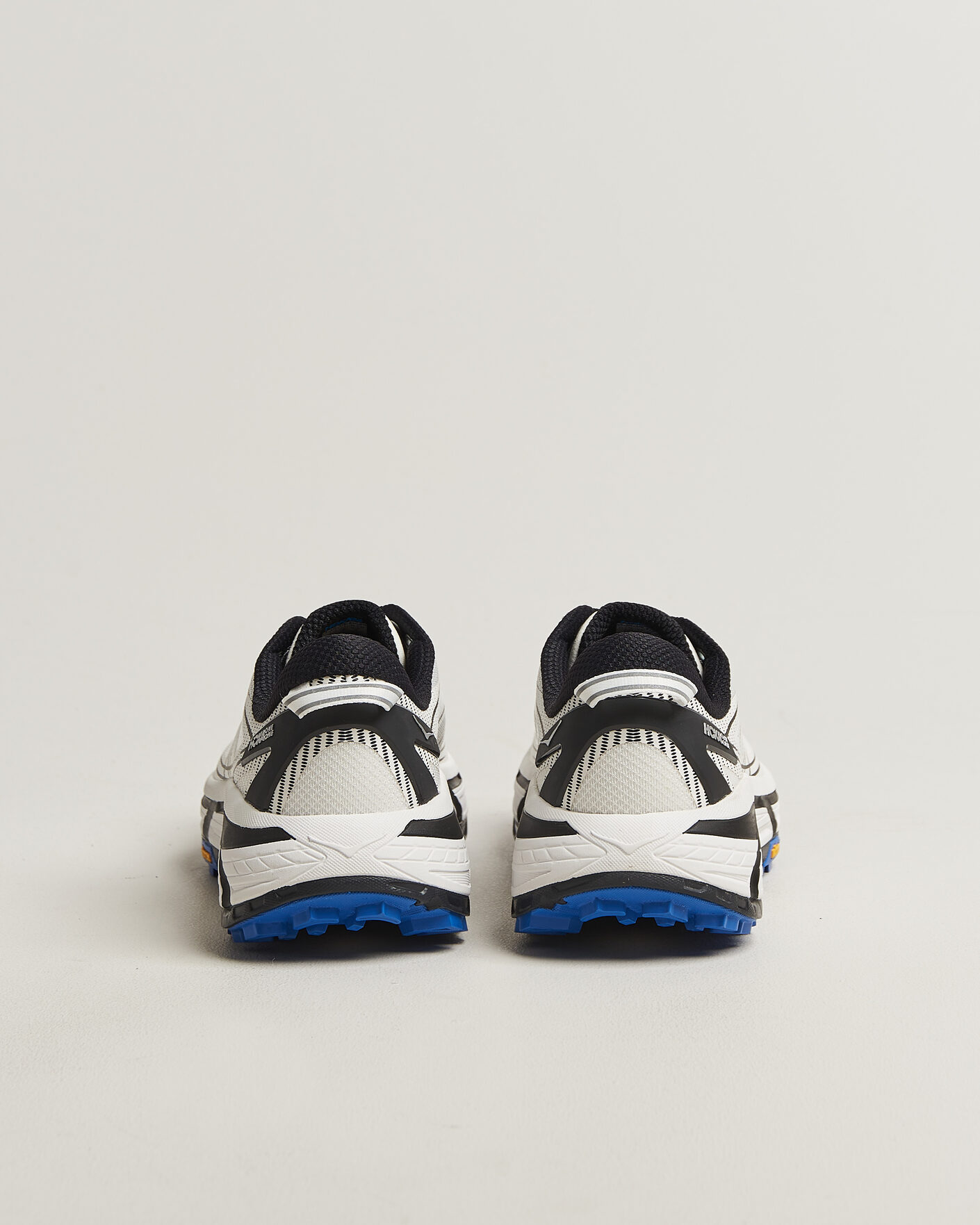 Mies | Juoksukengät | Hoka | Mafate Speed 2 White/Cobalt Blue