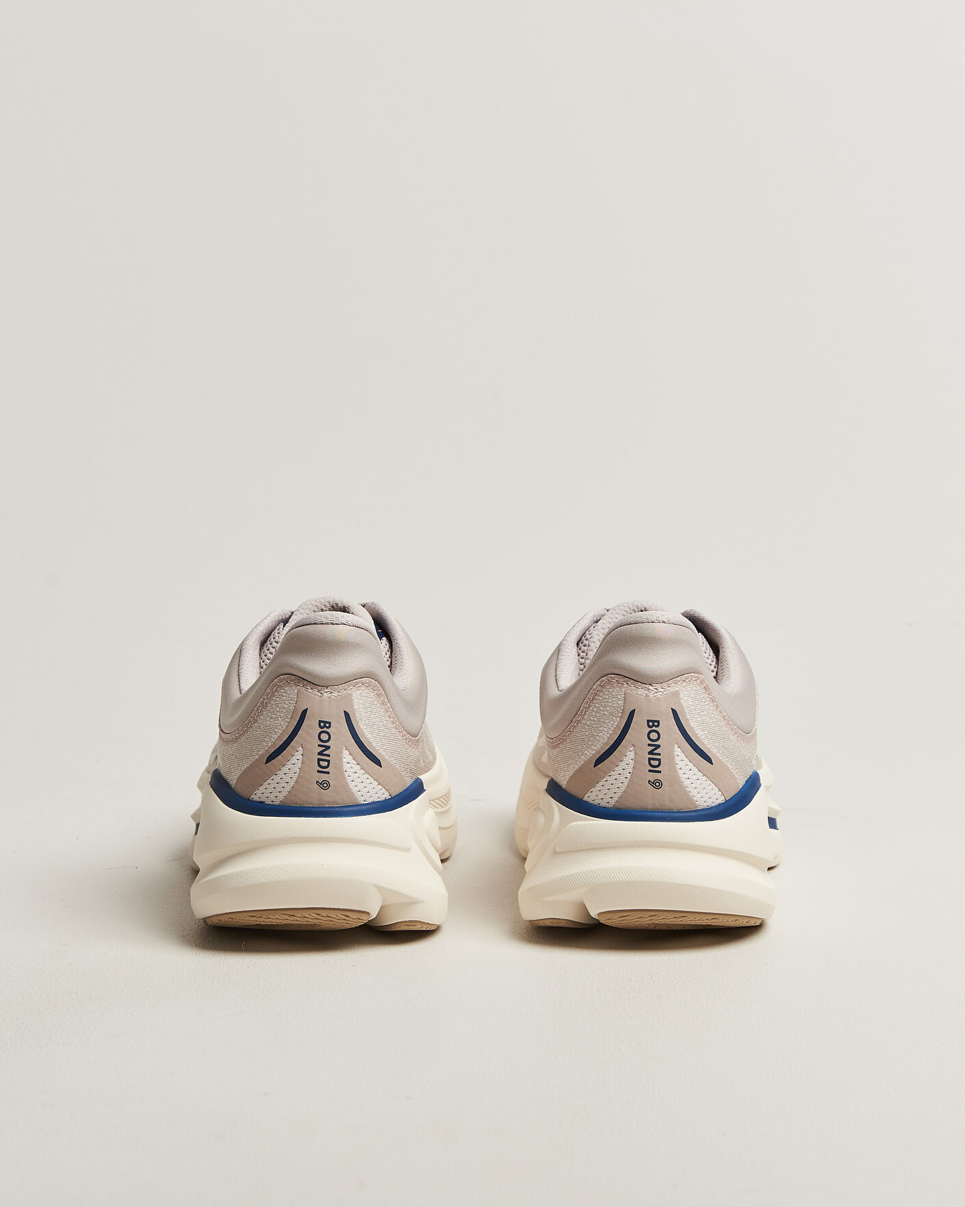 Mies | Juoksukengät | Hoka | Bondi 9 Stucco