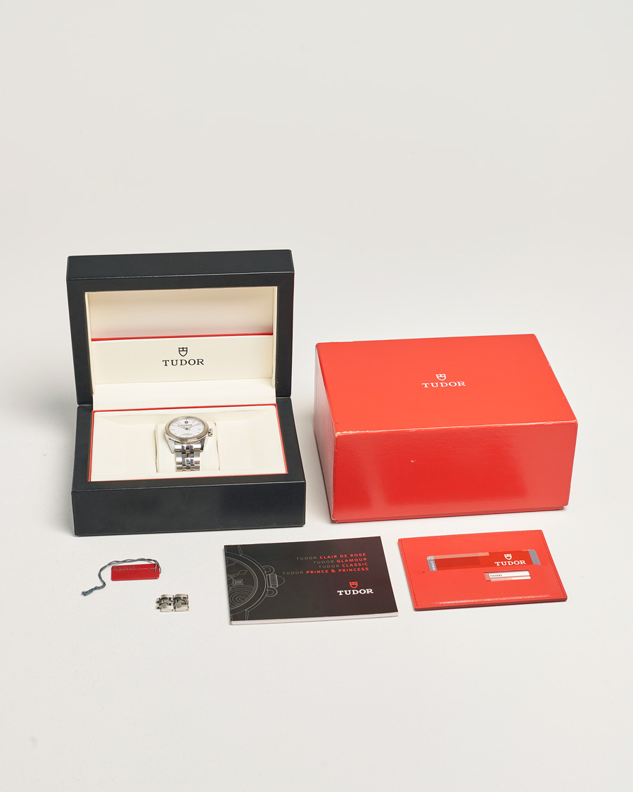 Mies | Pre-Owned & Vintage Watches | Tudor Pre-Owned | Glamour Date 