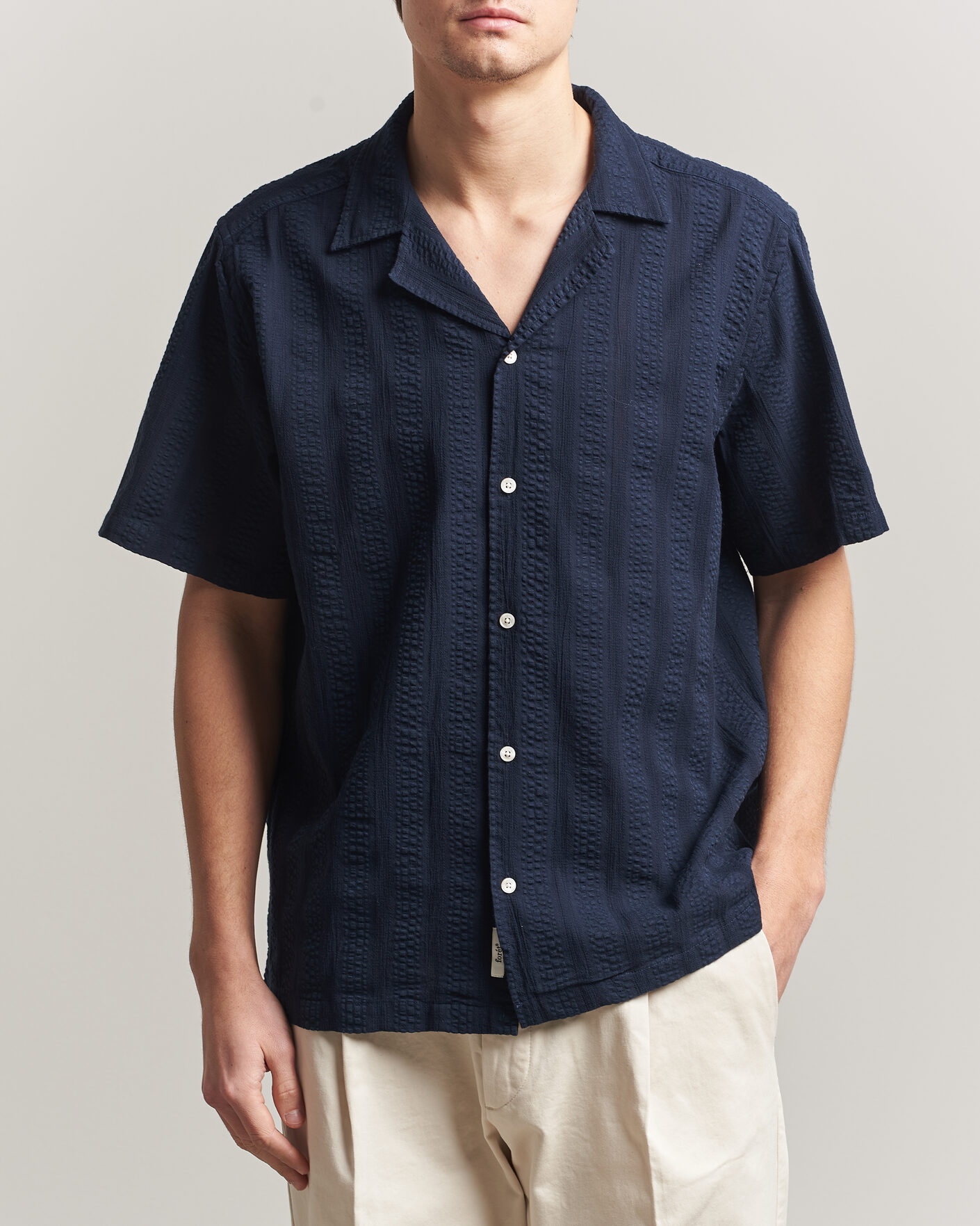 Mies | Kauluspaidat | Forét | Peer Jacquard Stripe Regular Fit SS Shirt Navy
