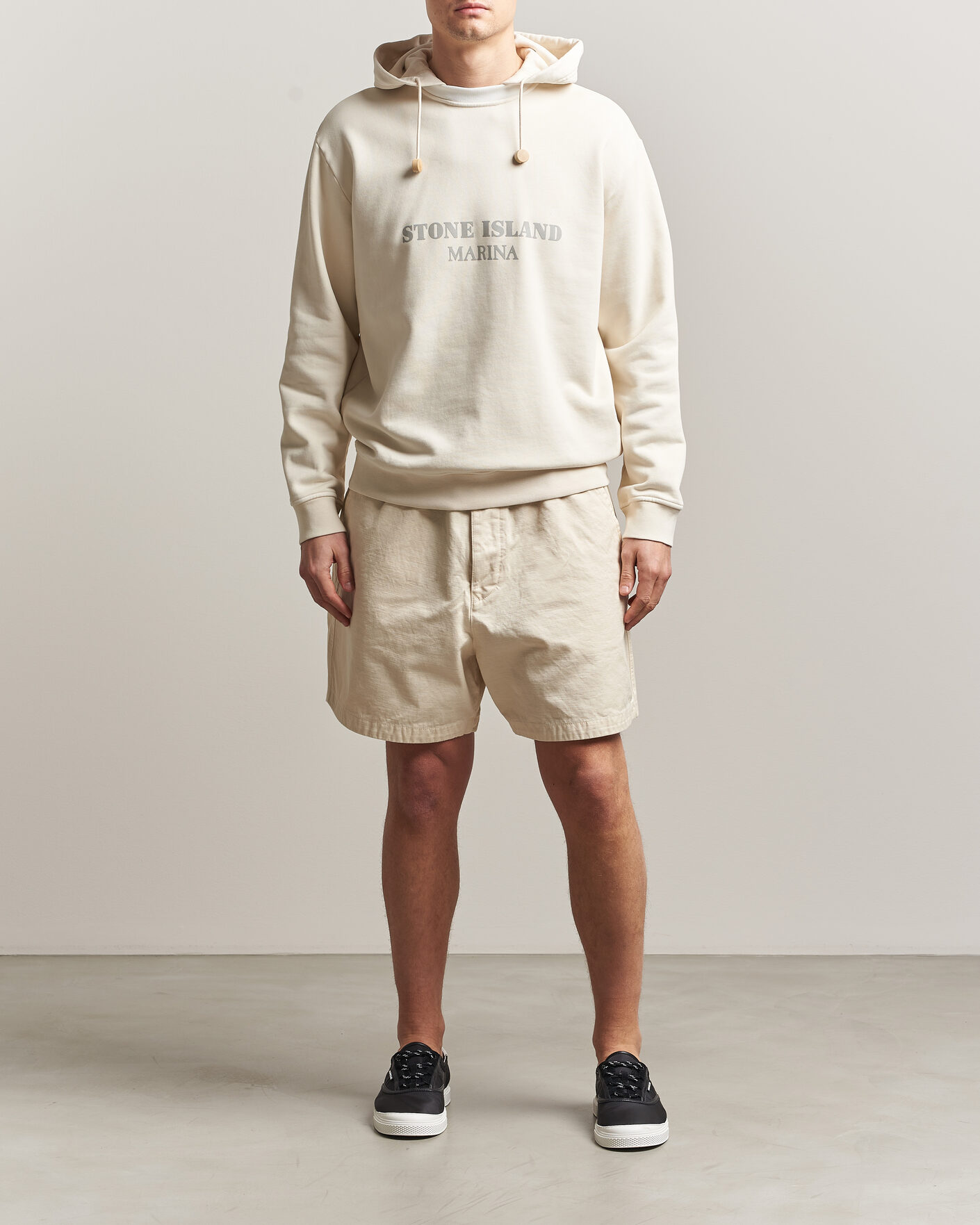 Mies | Puserot | Stone Island | Marina Cotton Fleece Hood Ivory