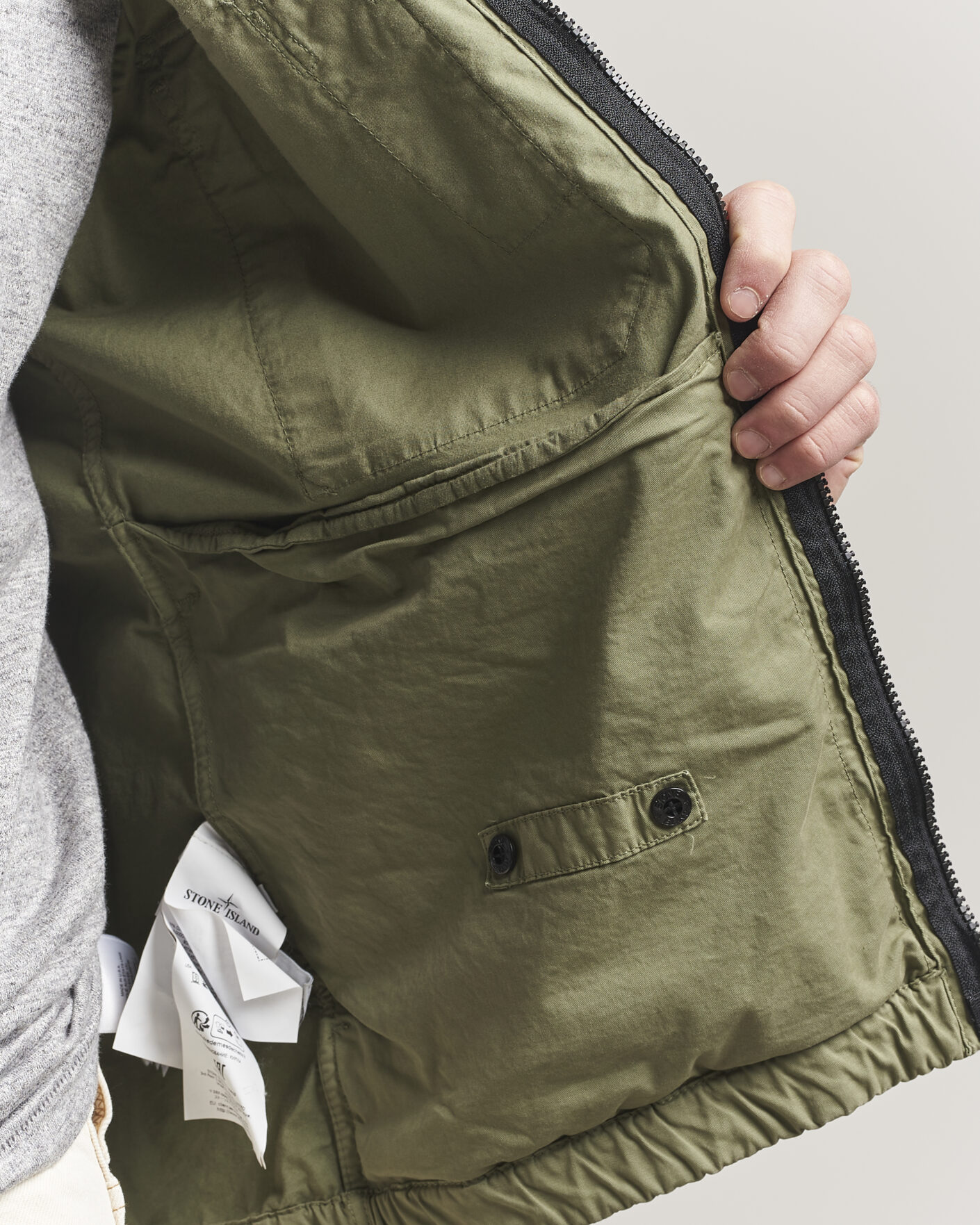 Mies | Takit | Stone Island | Stretch Cotton Twill Hood Jacket Military Green