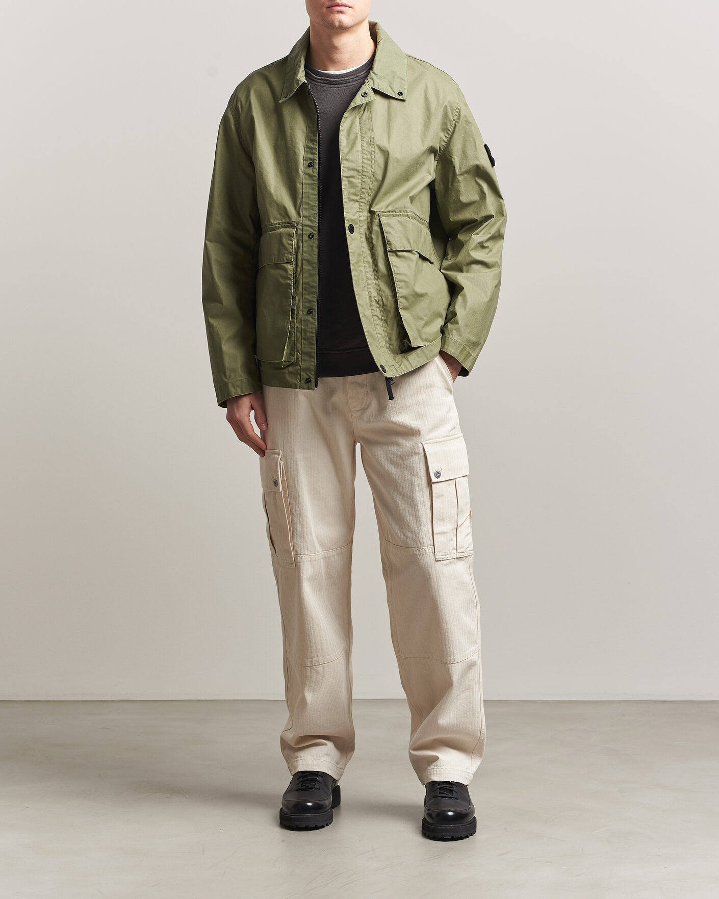 Mies | Takit | Stone Island | Waxed Pigment Cotton Tela Coach Jacket Military Green