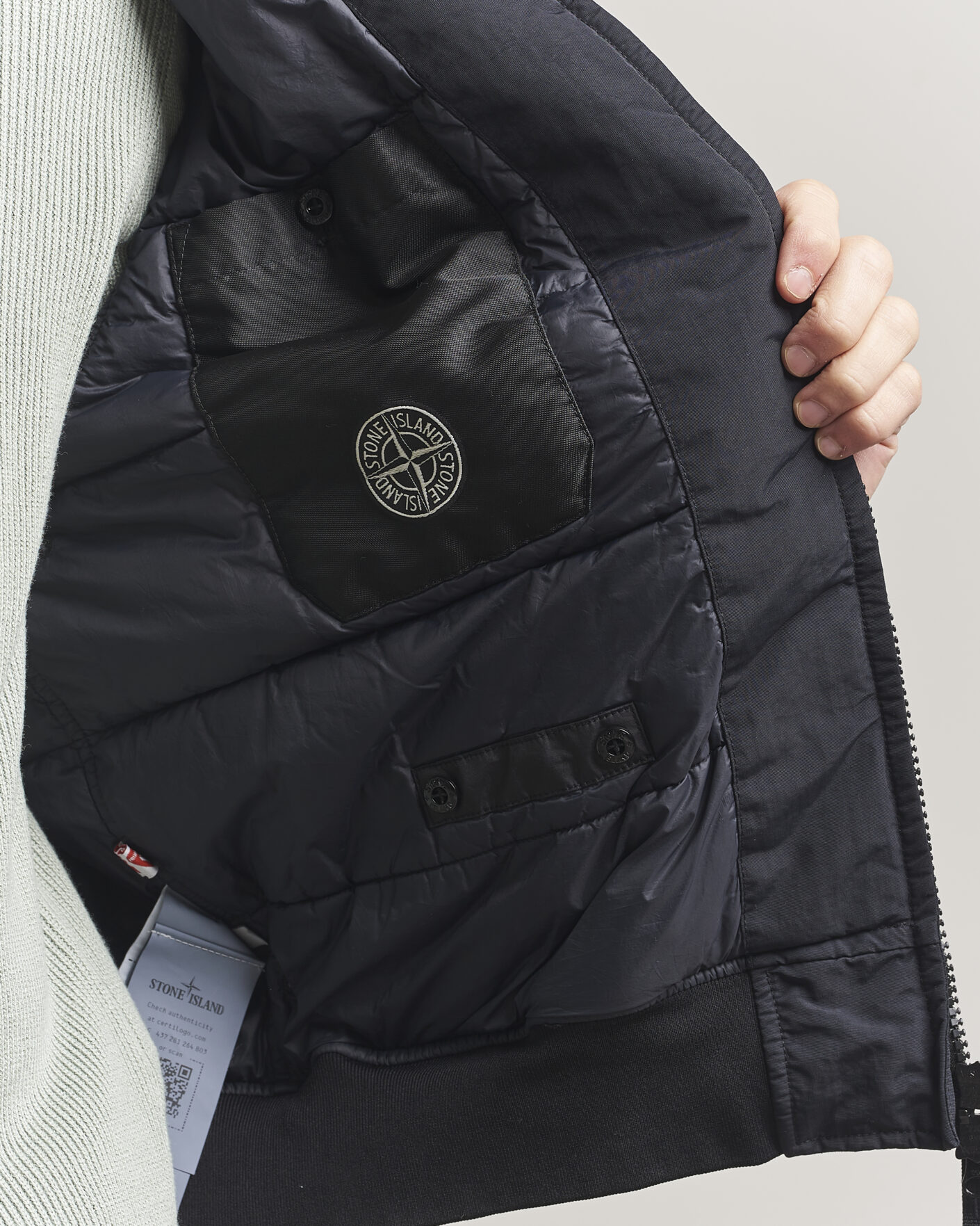 Mies | Takit | Stone Island | Membrana 3L Hood Jacket Black