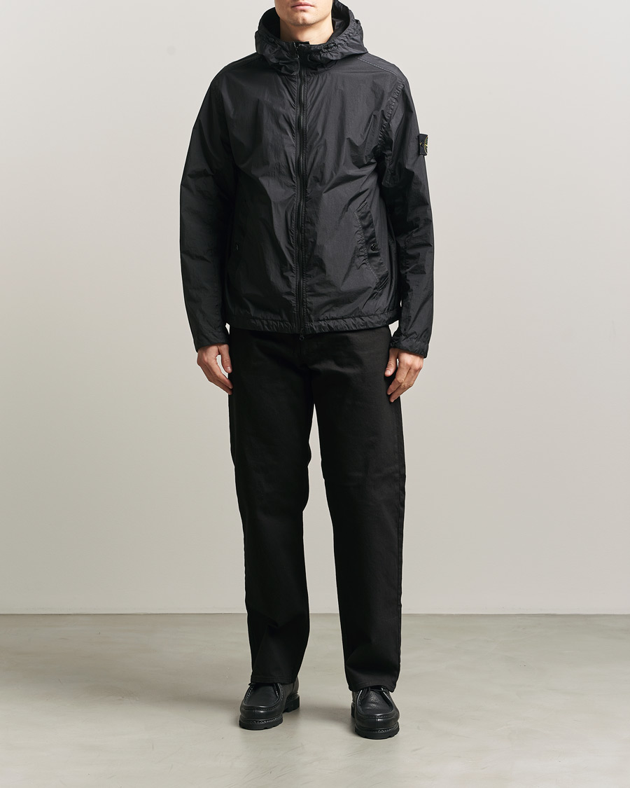 Mies | Takit | Stone Island | Crinkle Reps Padded Hood Jacket Black