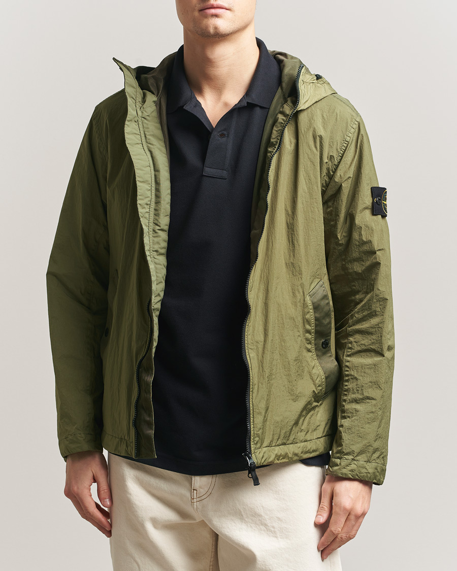 Mies | Takit | Stone Island | Crinkle Reps Padded Hood Jacket Military Green