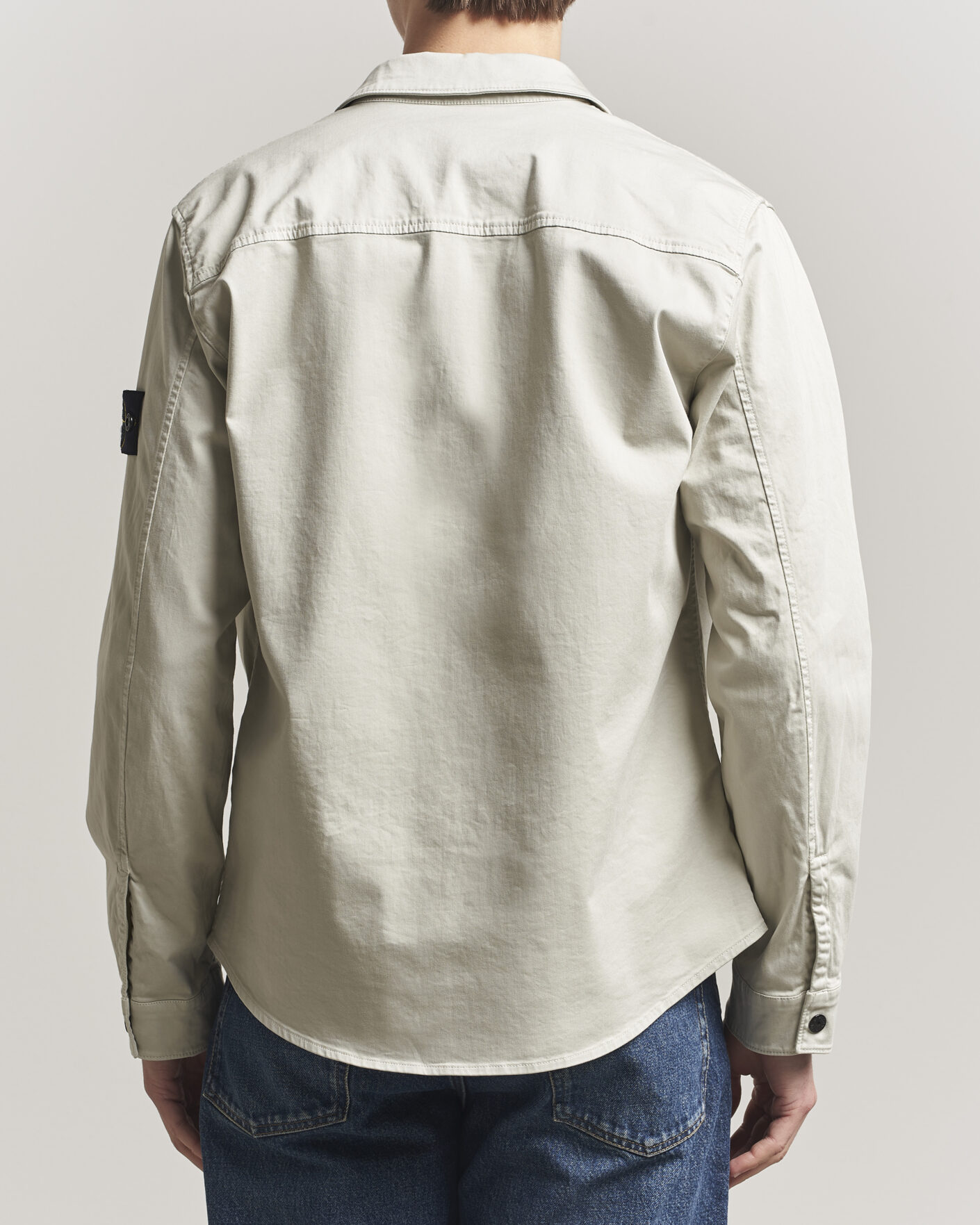 Mies | Kauluspaidat | Stone Island | Cotton Stretch Zip Overshirt Pearl Grey