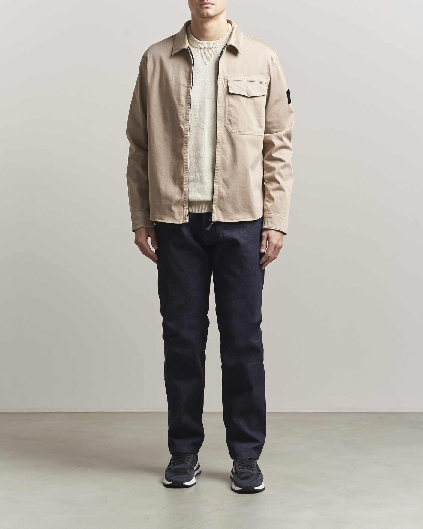 Mies | Kauluspaidat | Stone Island | Cotton Stretch Zip Overshirt Desert