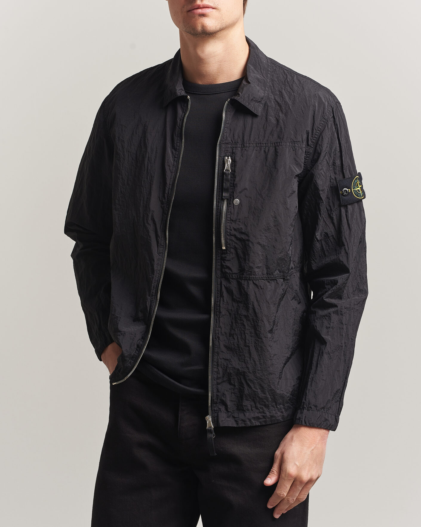 Mies | Kauluspaidat | Stone Island | Nylon Metal Zip Overshirt Black
