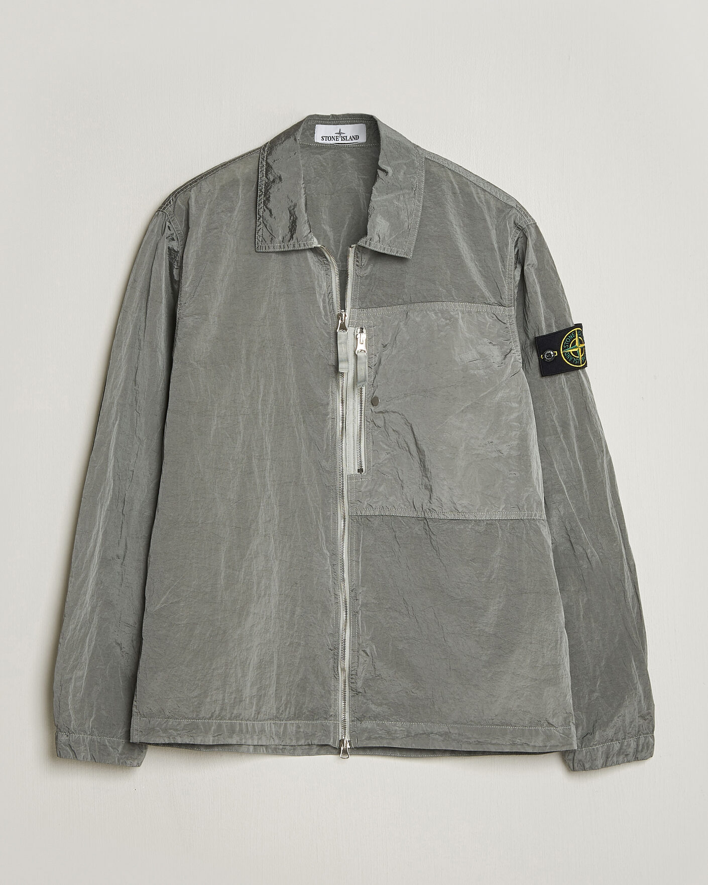 Mies | Kauluspaidat | Stone Island | Nylon Metal Zip Overshirt Pearl Grey