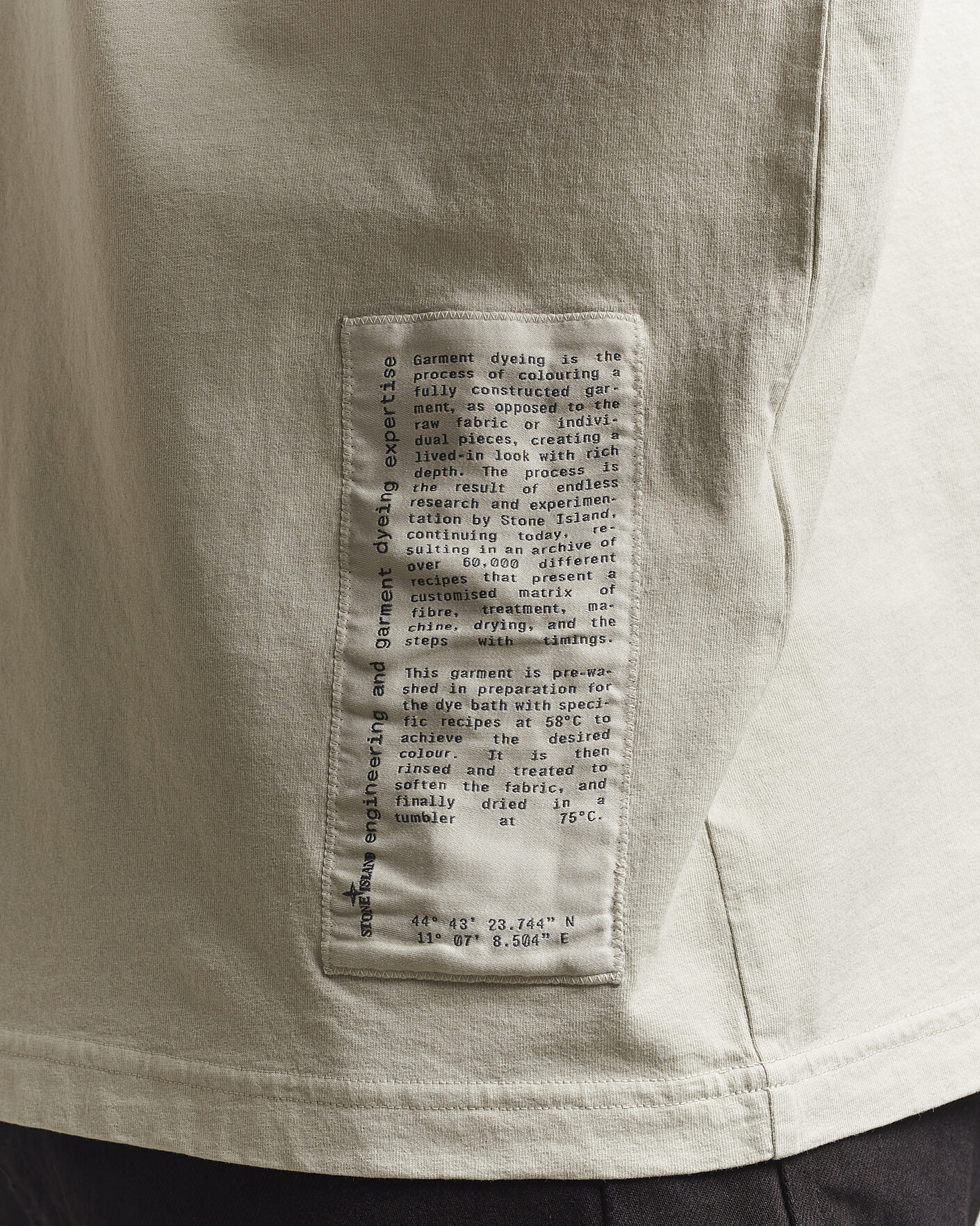 Mies | T-paidat | Stone Island | Combed Cotton Jersey Printed T-Shirt Pearl Grey