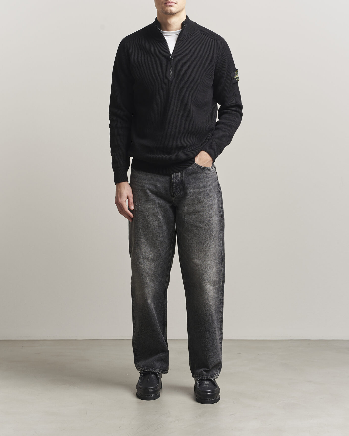 Mies | Puserot | Stone Island | Ribbed Soft Organic Cotton Half Zip Black