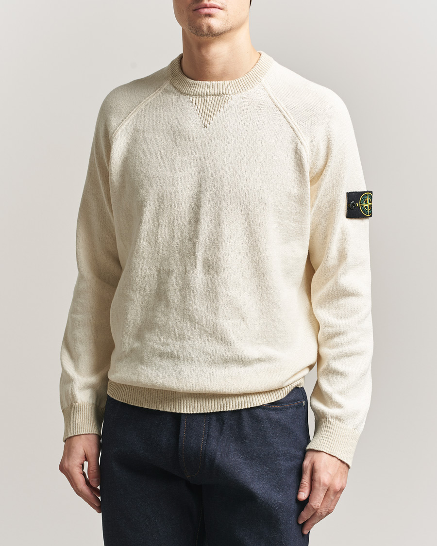 Mies | Puserot | Stone Island | Raw Hand Organic Cotton Raglan Crewneck Ivory