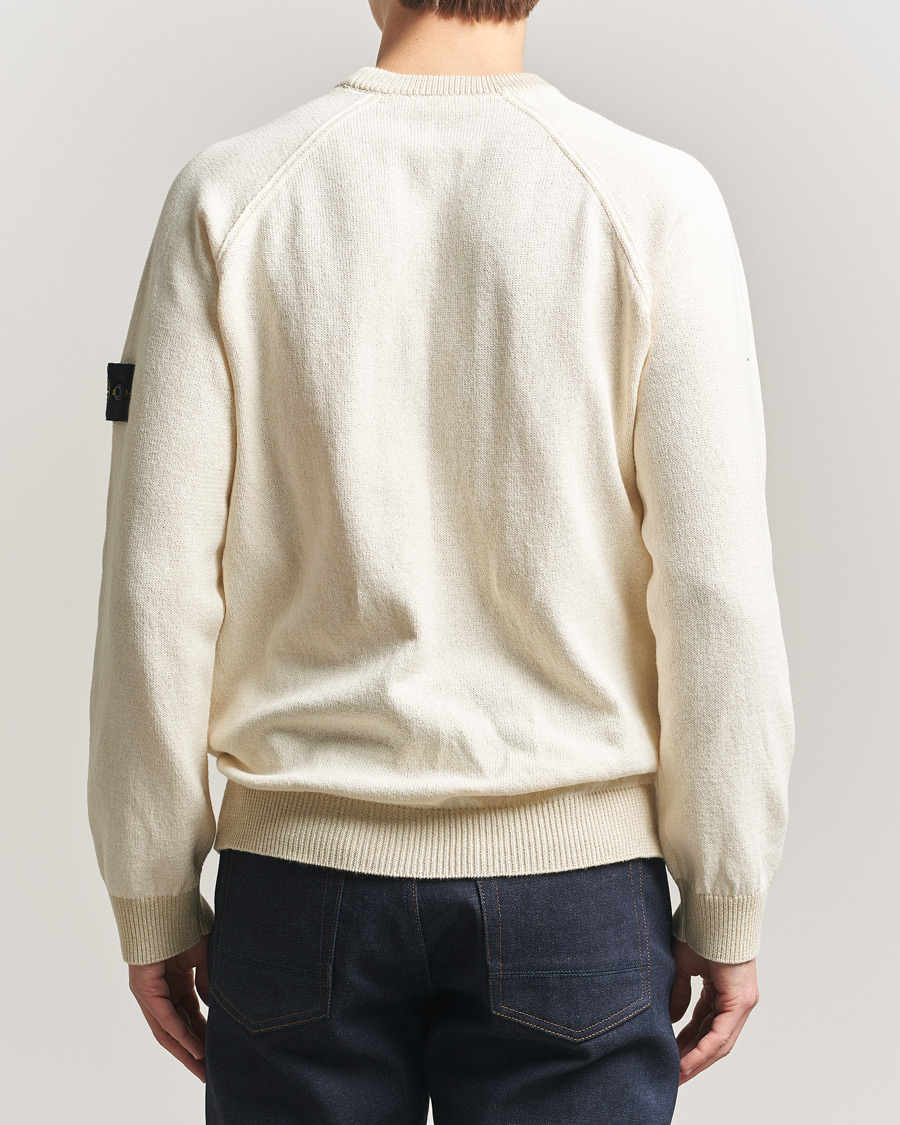 Mies | Puserot | Stone Island | Raw Hand Organic Cotton Raglan Crewneck Ivory