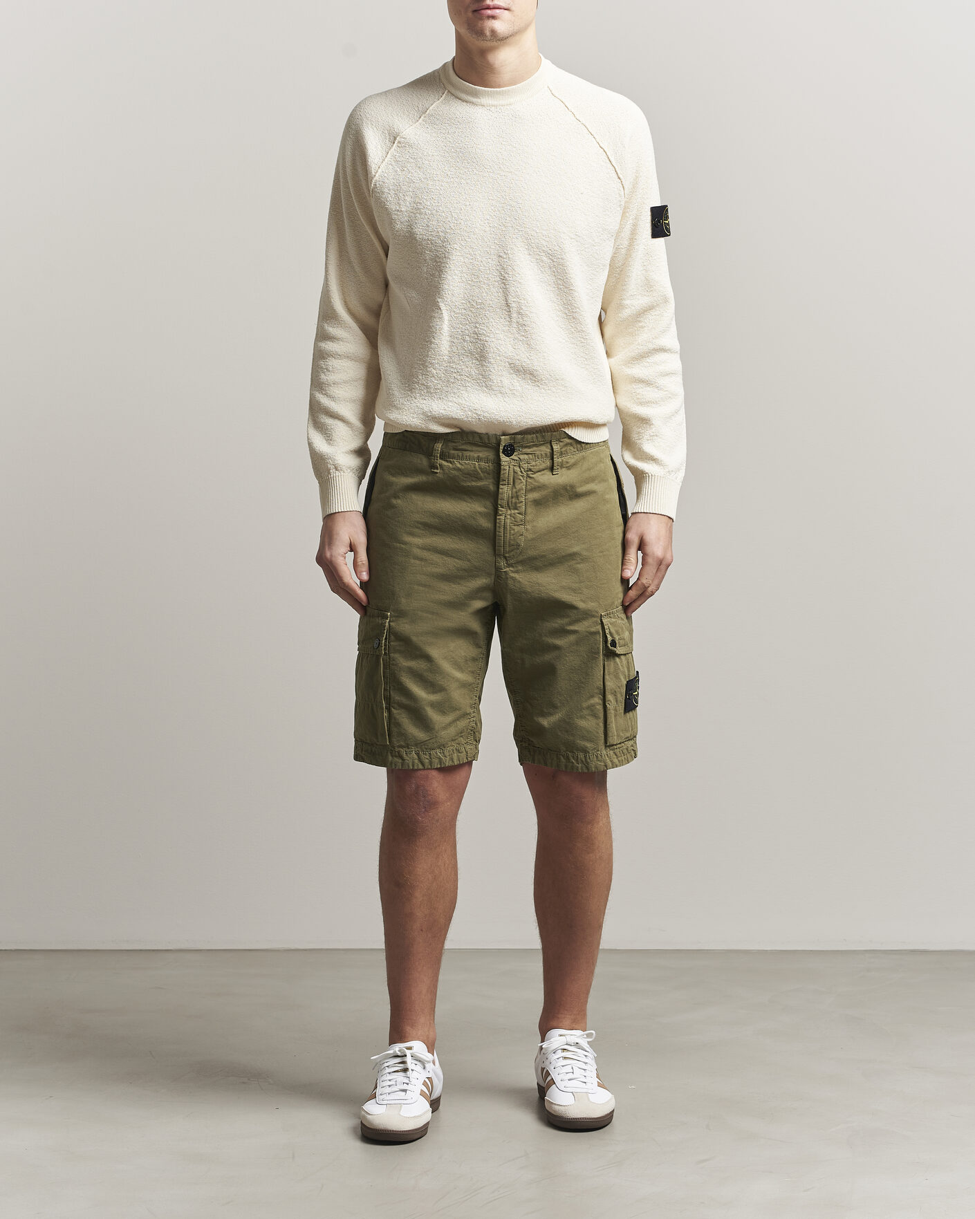 Mies | Shortsit | Stone Island | Brushed Cotton Canvas Cargo Shorts Military Green