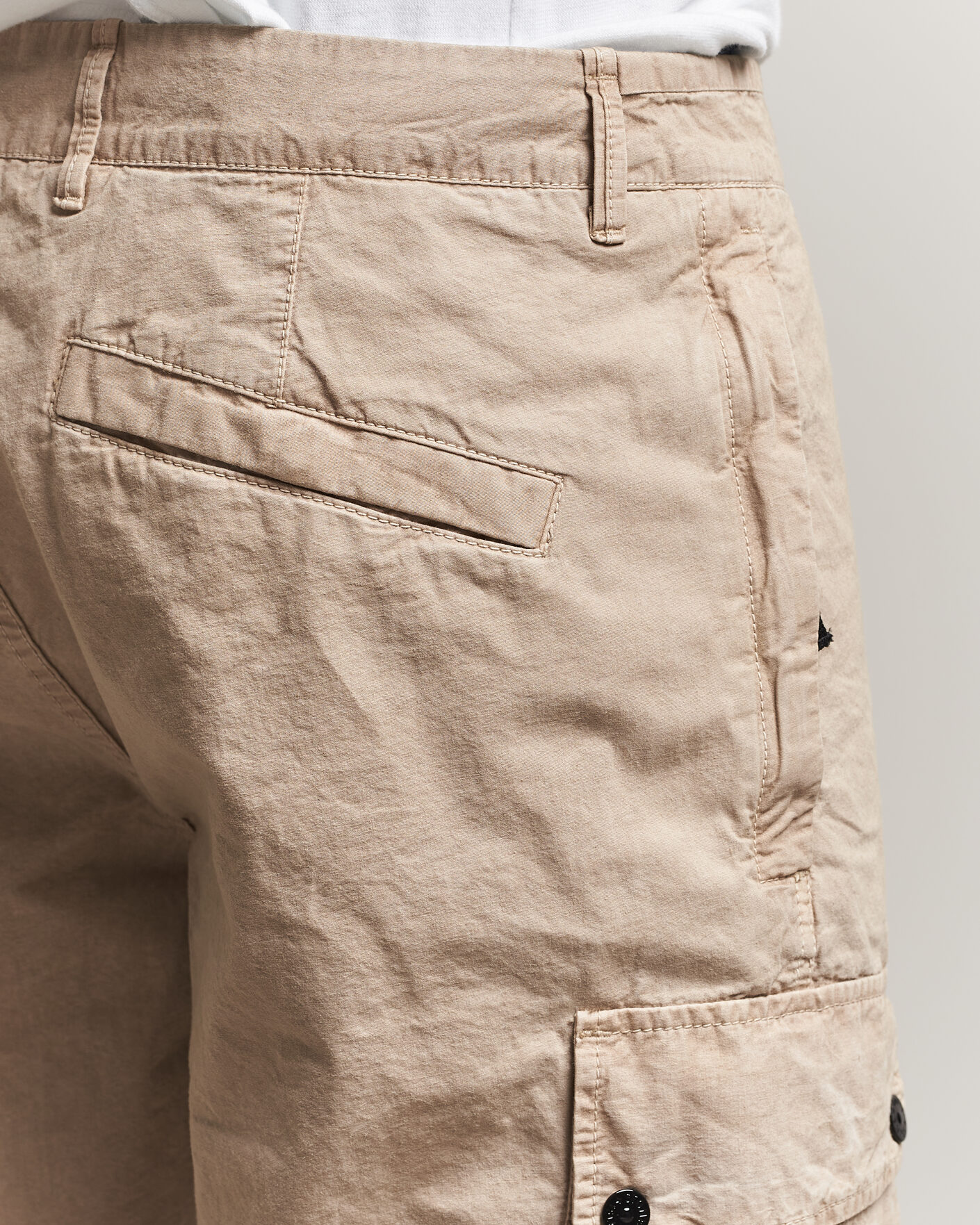 Mies | Shortsit | Stone Island | Brushed Cotton Canvas Cargo Shorts Desert