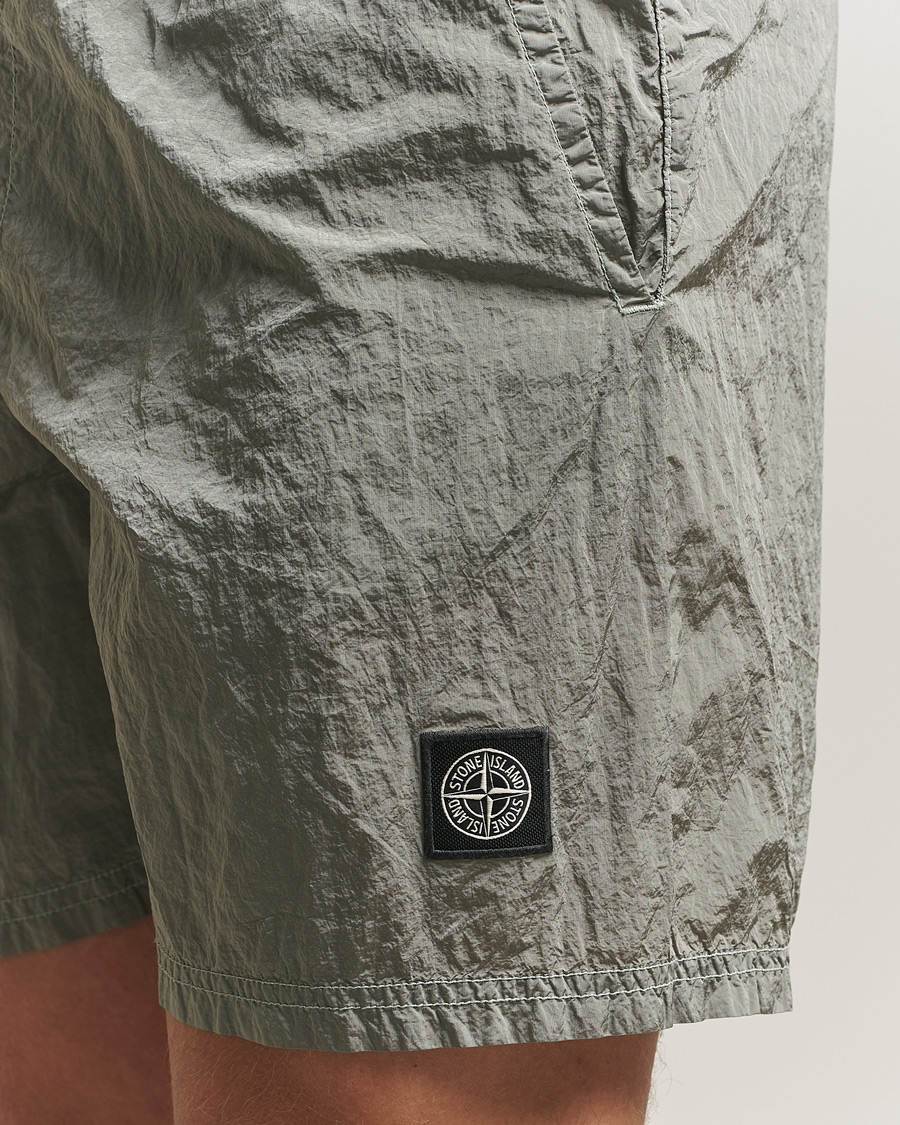 Mies | Uimahousut | Stone Island | Nylon Metal Econyl Swimshorts Pearl Grey