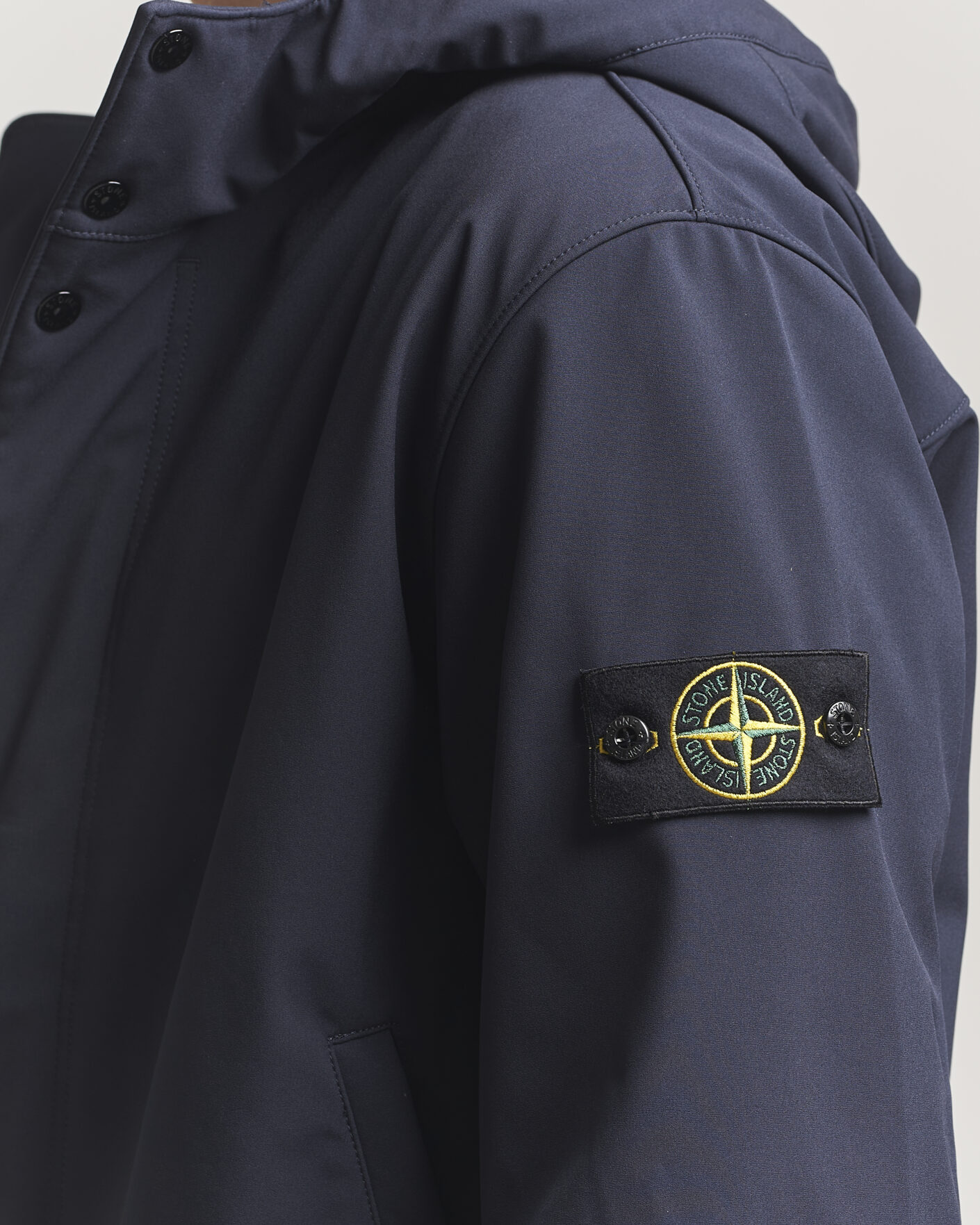 Mies | Takit | Stone Island | Soft Shell Hooded Jacket Navy