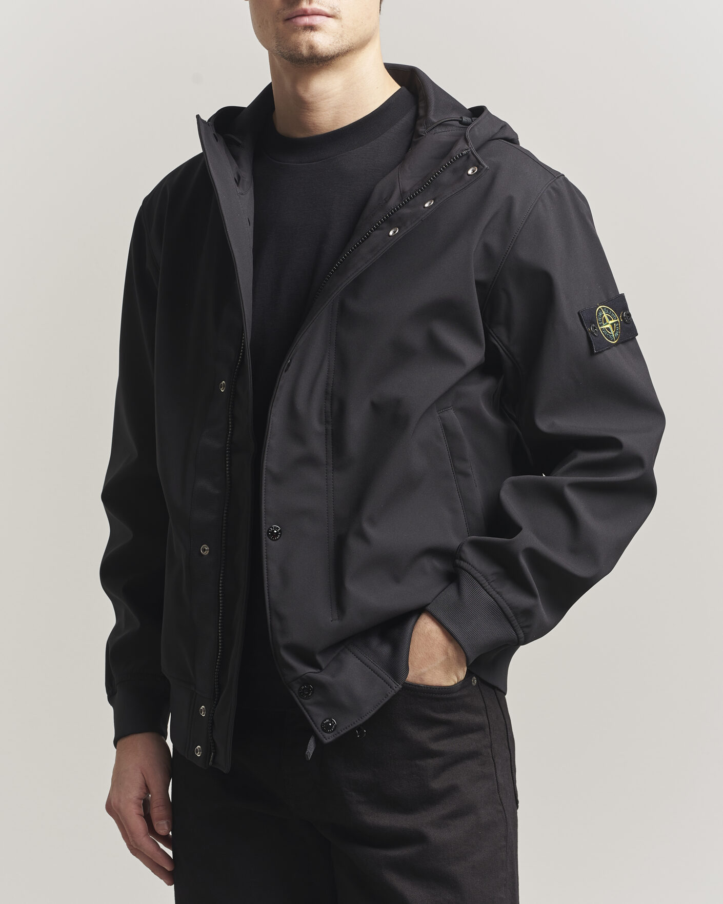 Mies | Takit | Stone Island | Soft Shell Hooded Jacket Black