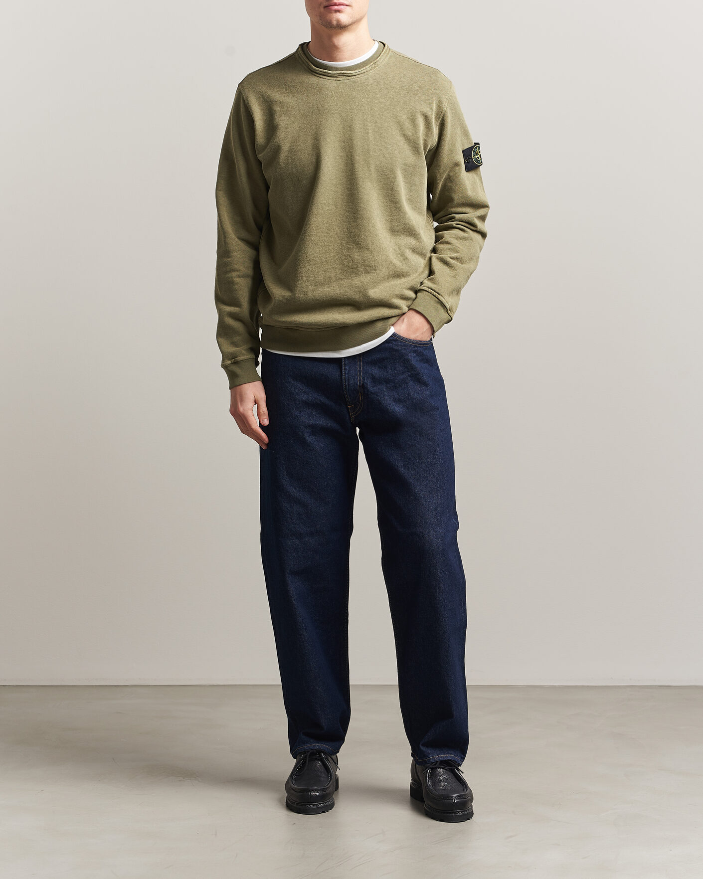 Mies | Puserot | Stone Island | Old Dyed Cotton Sweatshirt Military Green