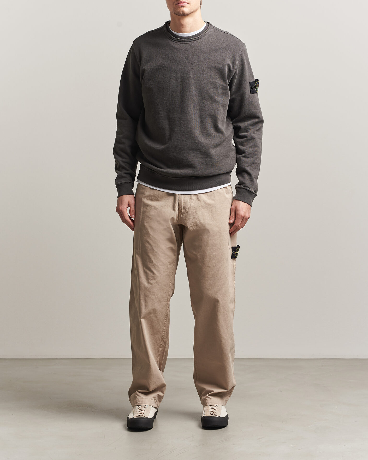 Mies | Puserot | Stone Island | Old Dyed Cotton Sweatshirt Charcoal