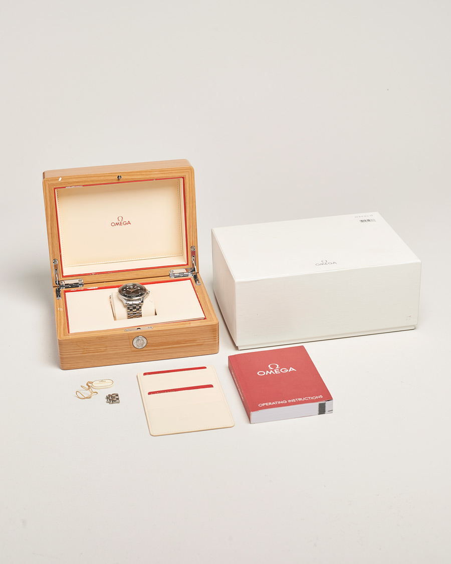 Mies | Pre-Owned & Vintage Watches | Omega Pre-Owned | Seamaster 300M