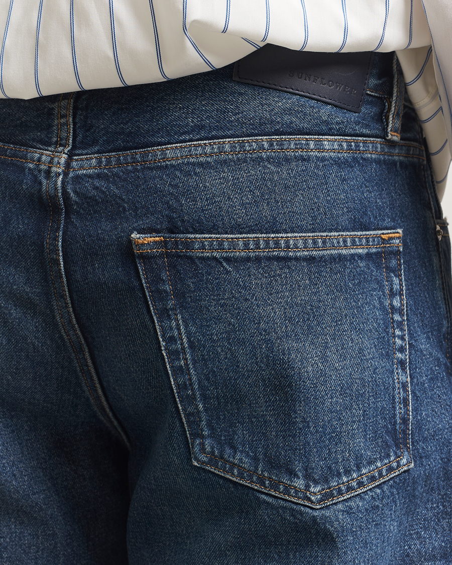 Mies | Farkut | Sunflower | Loose Jeans Dark Blue Worn