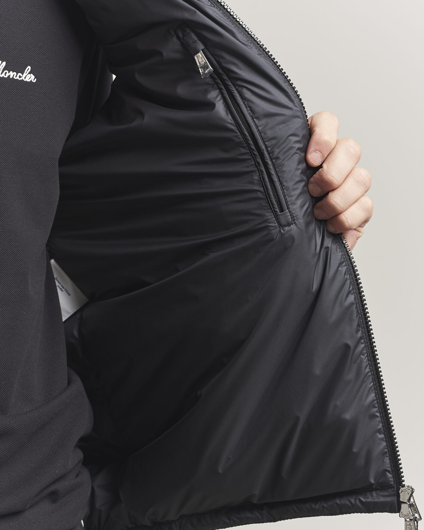 Mies | Ulkoliivit | Moncler | Marseillan Hooded Down Vest Black