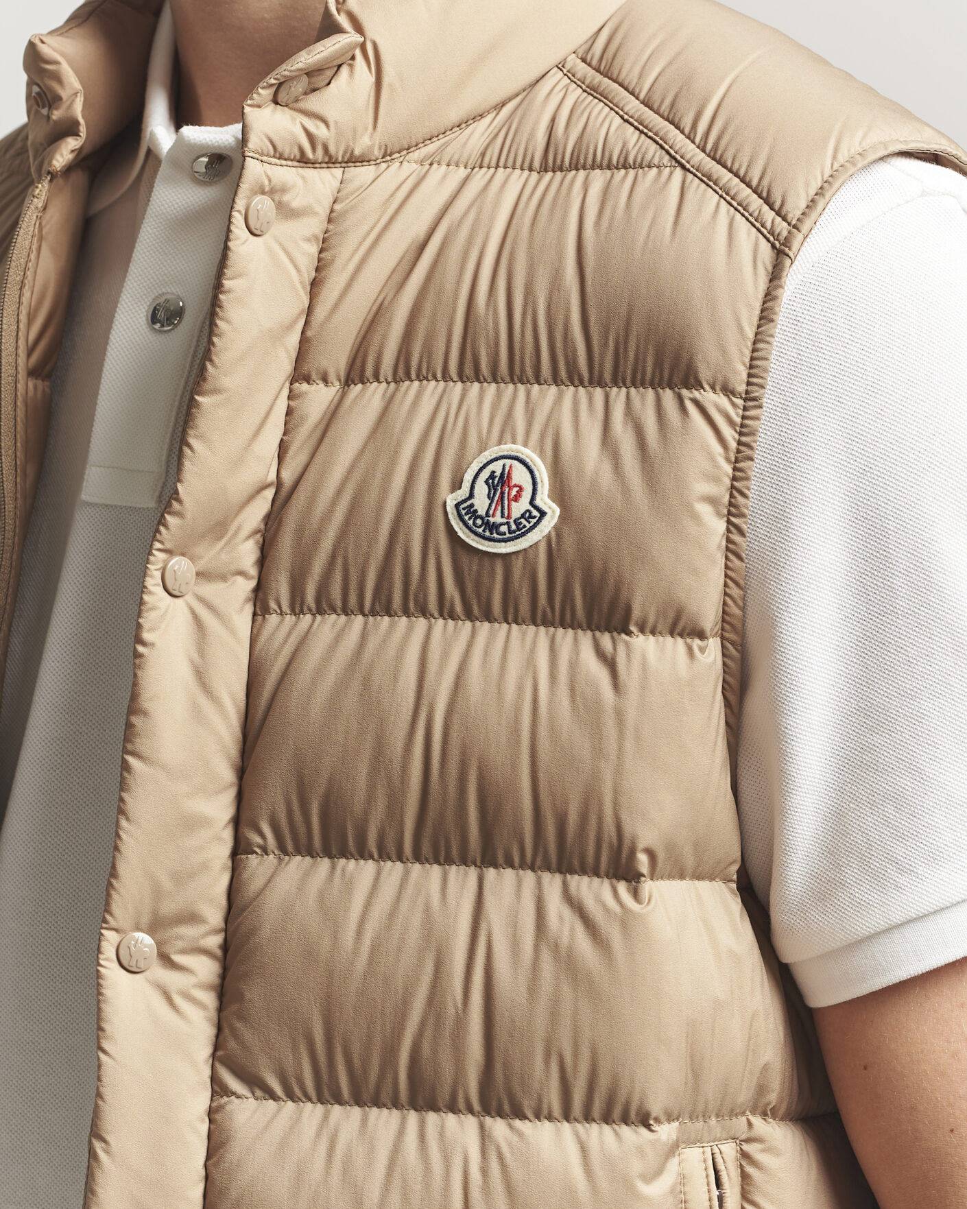 Mies | Ulkoliivit | Moncler | Barthe Down Vest Tan