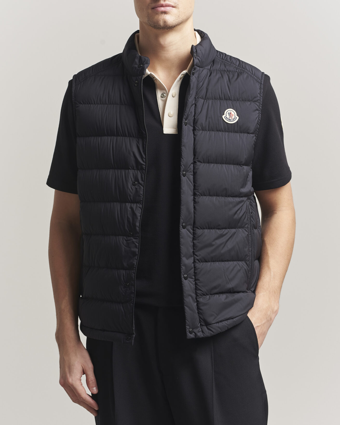 Mies | Ulkoliivit | Moncler | Barthe Down Vest Black