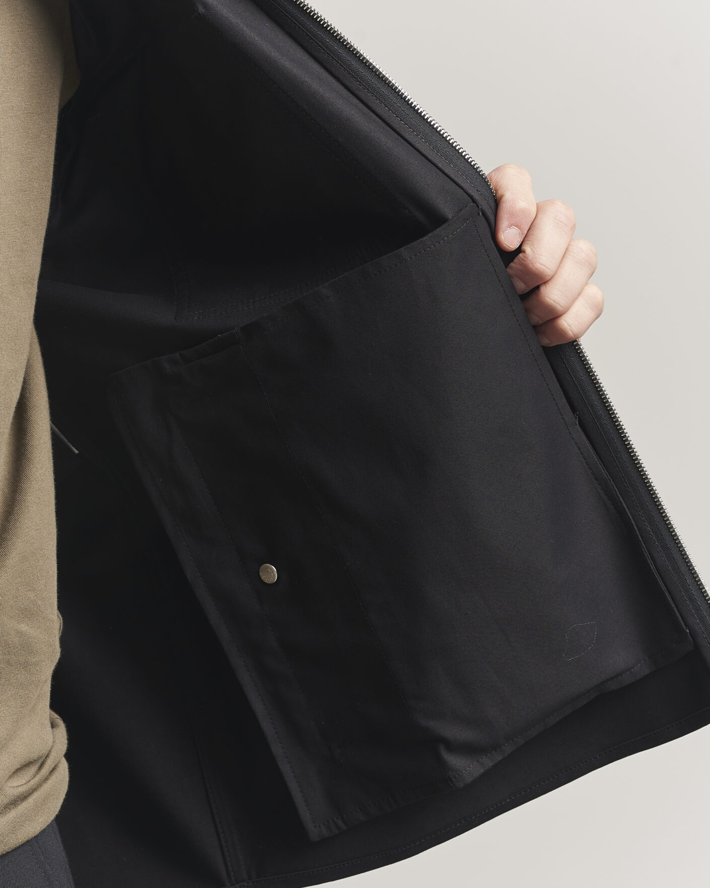 Mies | Kauluspaidat | Moncler | Zip Overshirt Black