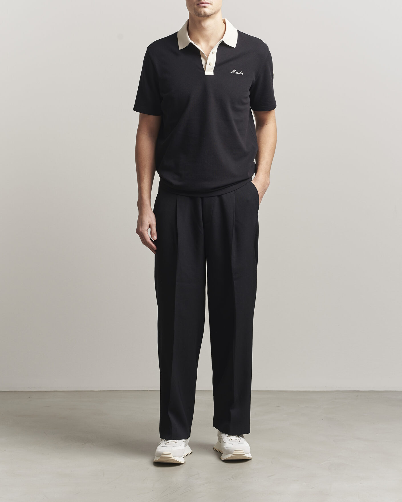 Mies | Pikeet | Moncler | Signature Logo Polo Black