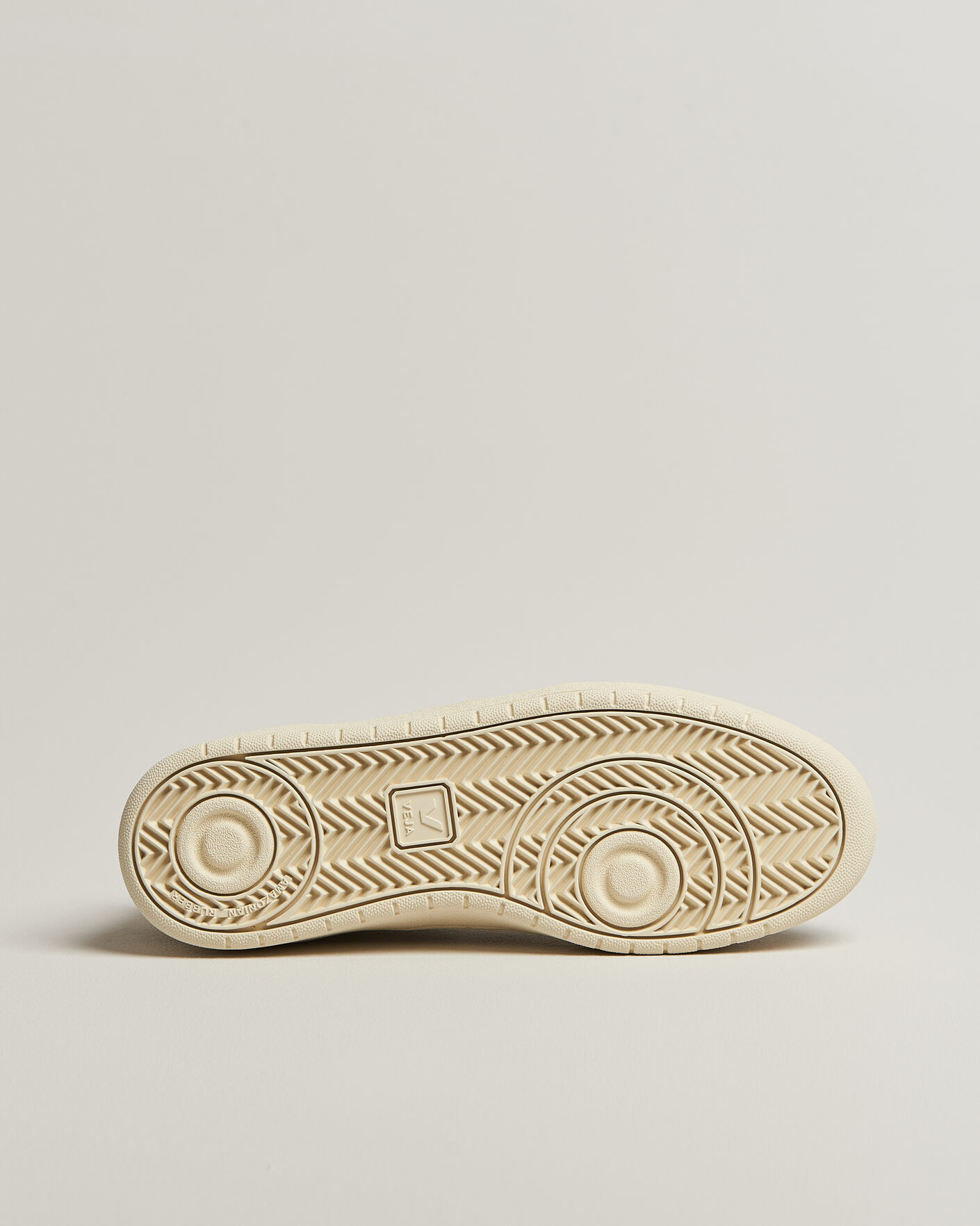 Mies | Tennarit | Veja | V-82 Sneaker White/Natural Khaki