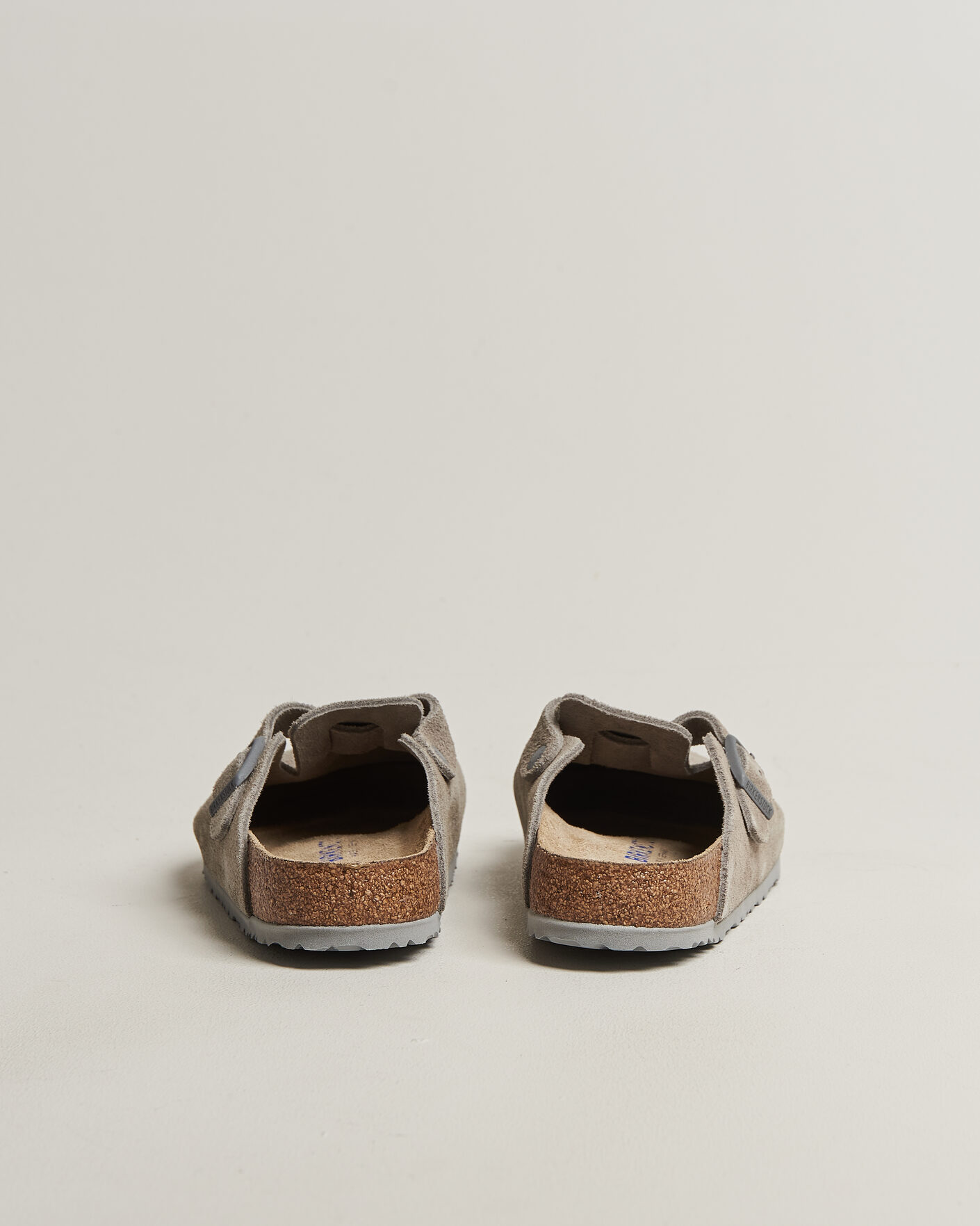Mies | Sandaalit ja tohvelit | BIRKENSTOCK | Boston Soft Footbed Stone Coin Suede