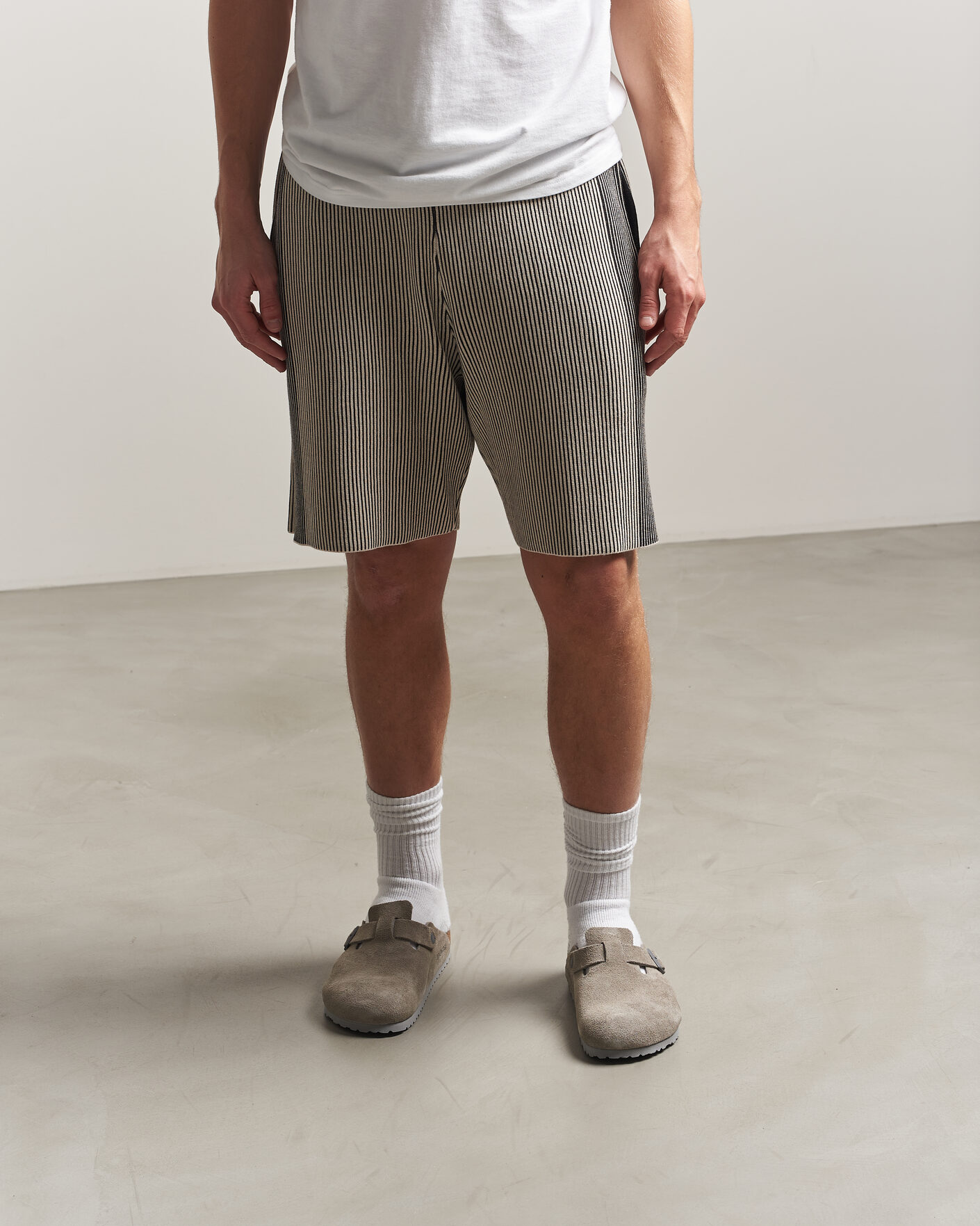 Mies | Sandaalit ja tohvelit | BIRKENSTOCK | Boston Soft Footbed Stone Coin Suede