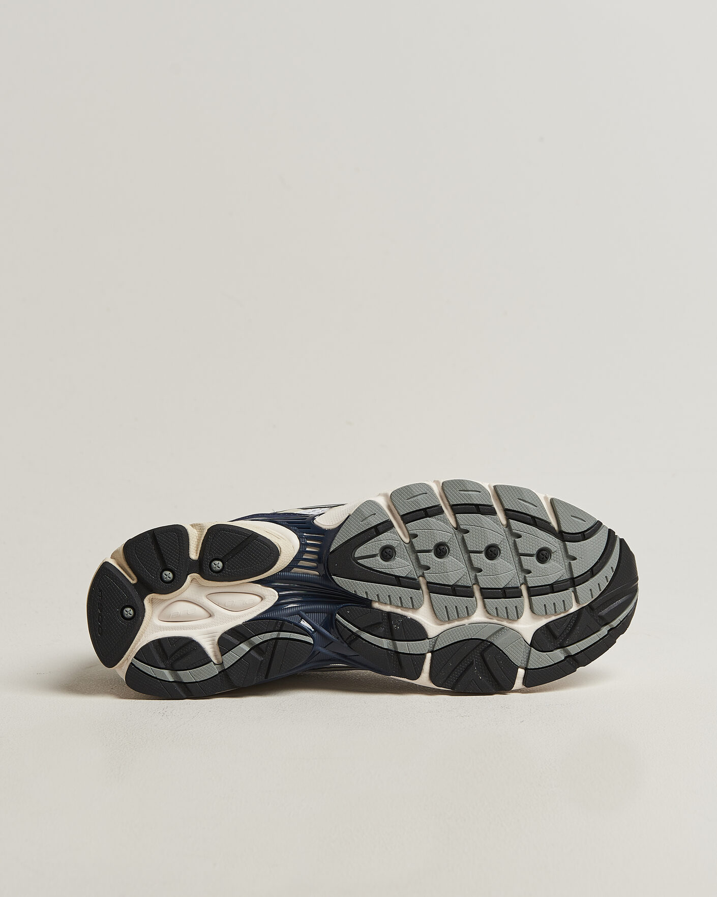 Mies | Tennarit | Saucony | Progrid Omni 9 Running Sneaker White/Navy