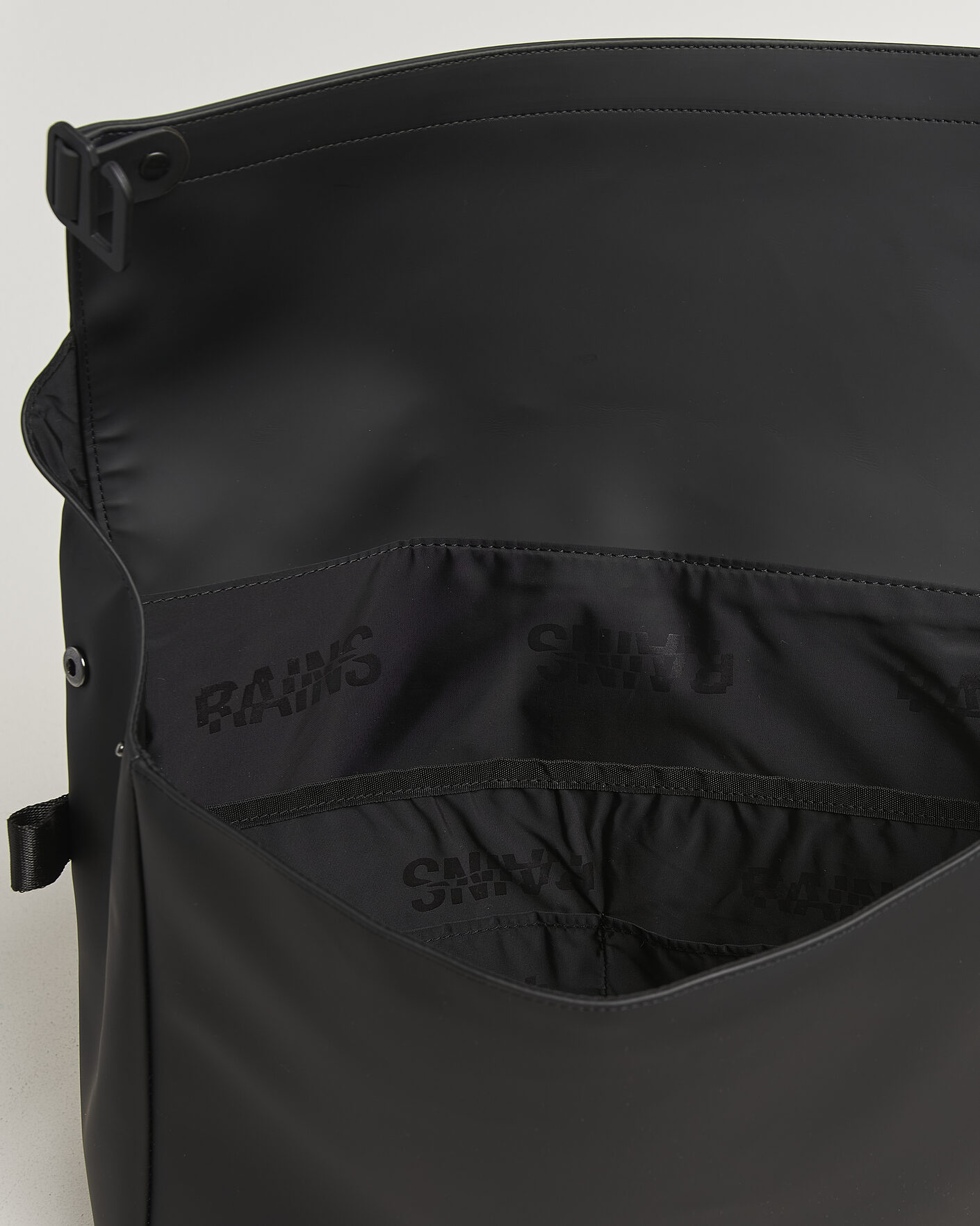 Mies | Laukut | RAINS | OTG Messenger Bag Black