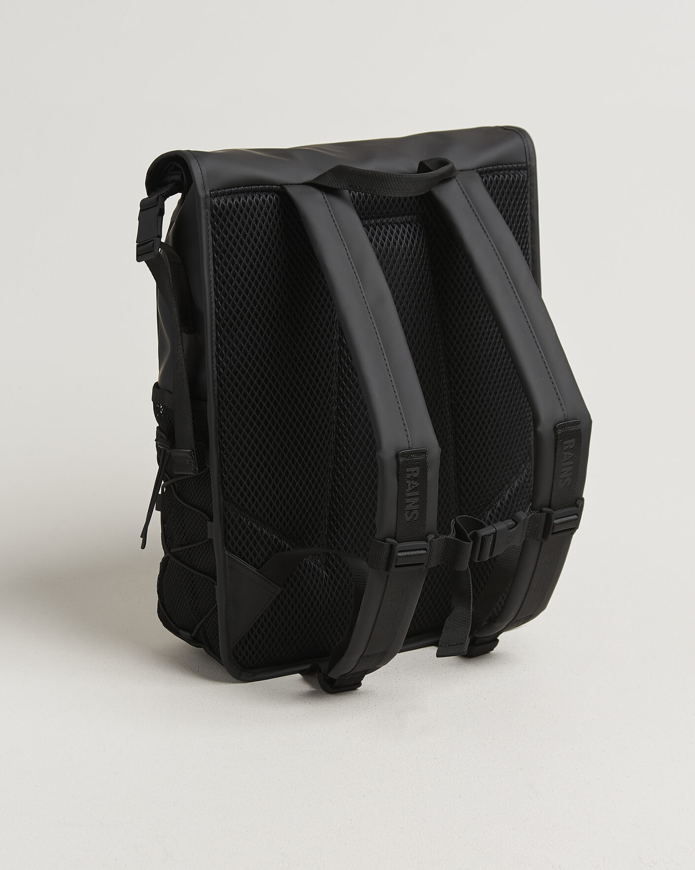 Mies | Laukut | RAINS | Trail Mountaineer Rolltop Backpack Black