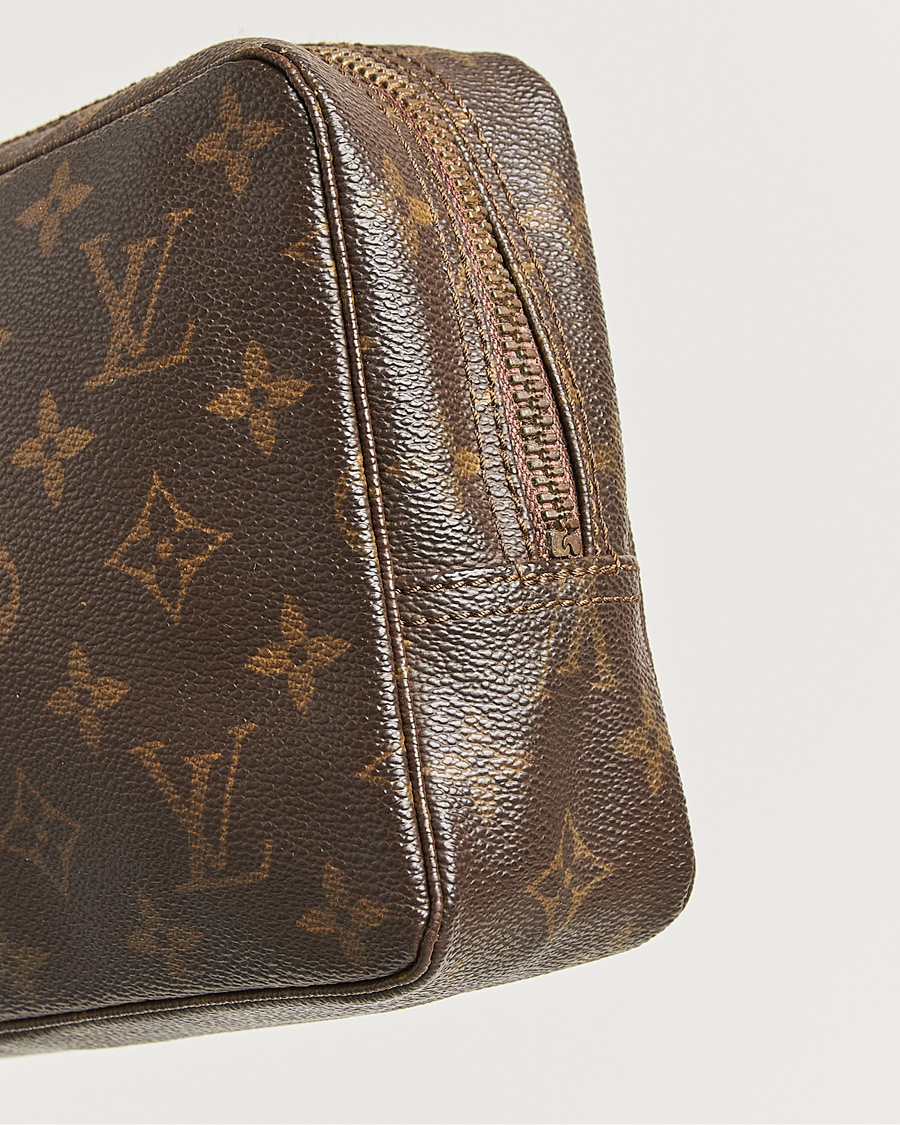 Mies | Pre-Owned & Vintage Bags | Louis Vuitton Pre-Owned | Trousse Toilette 23 Monogram