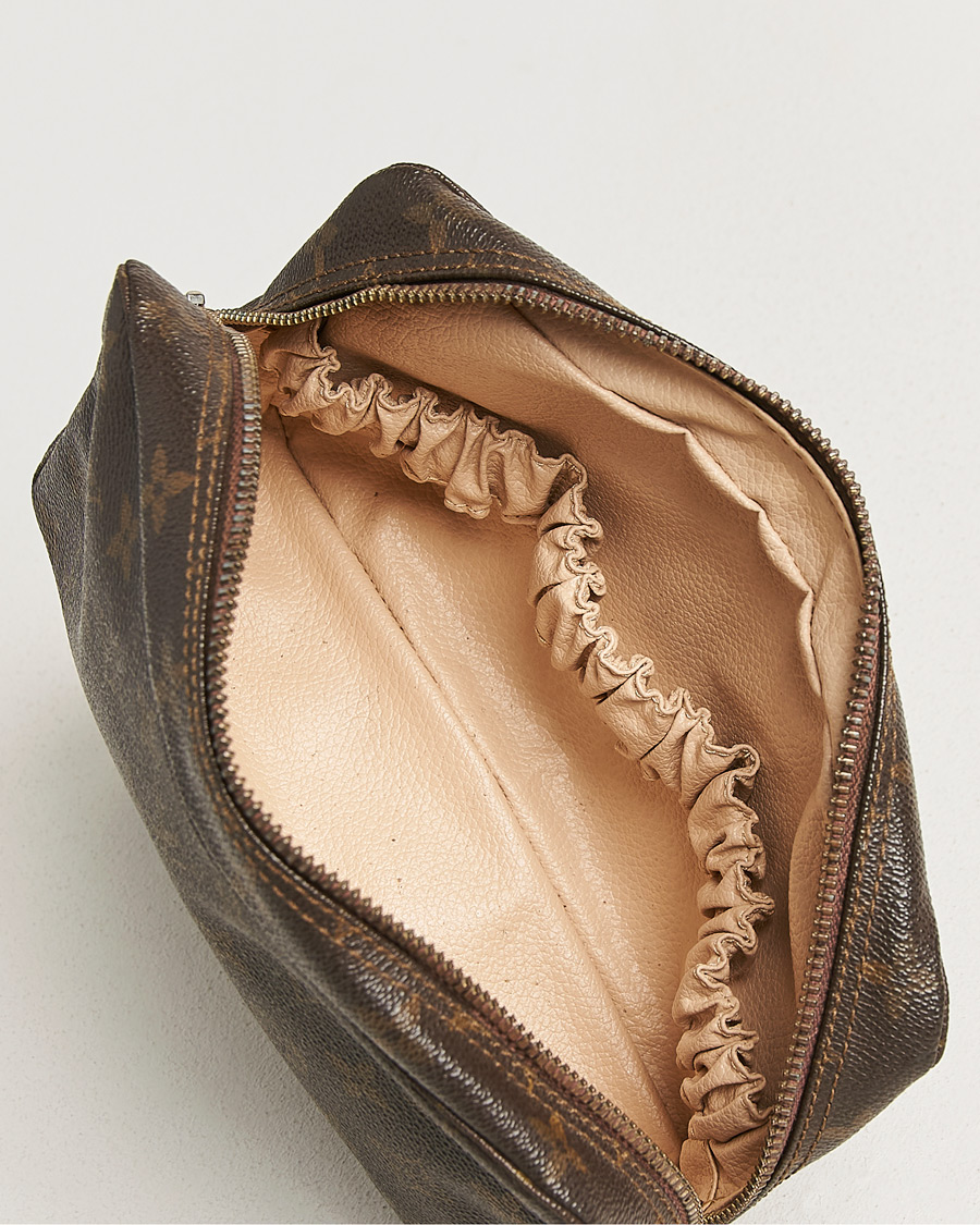 Mies | Pre-Owned & Vintage Bags | Louis Vuitton Pre-Owned | Trousse Toilette 23 Monogram