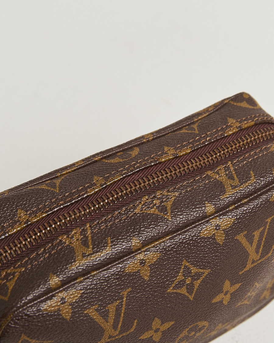 Mies | Pre-Owned & Vintage Bags | Louis Vuitton Pre-Owned | Trousse Toilette 18 Monogram