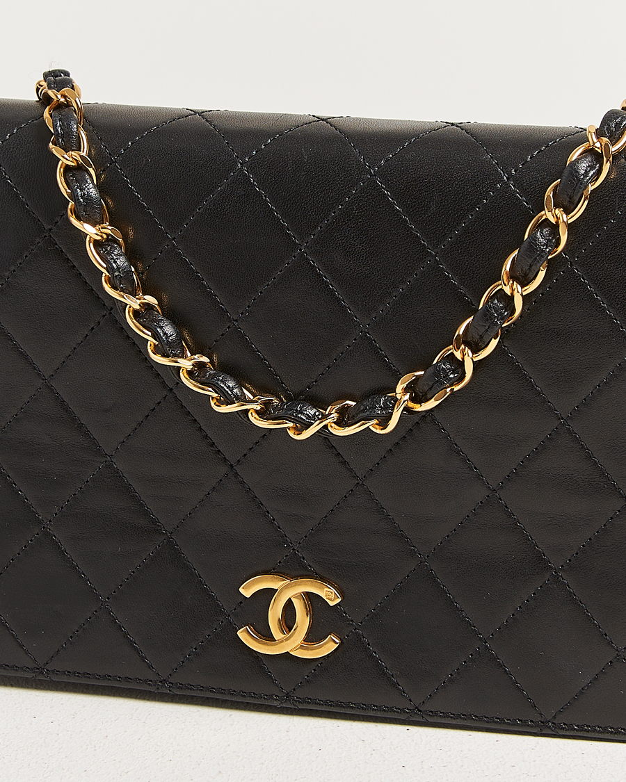 Mies | Pre-Owned & Vintage Bags | Chanel Pre-Owned | Classic Single Flap Bag Lambskin Small Black